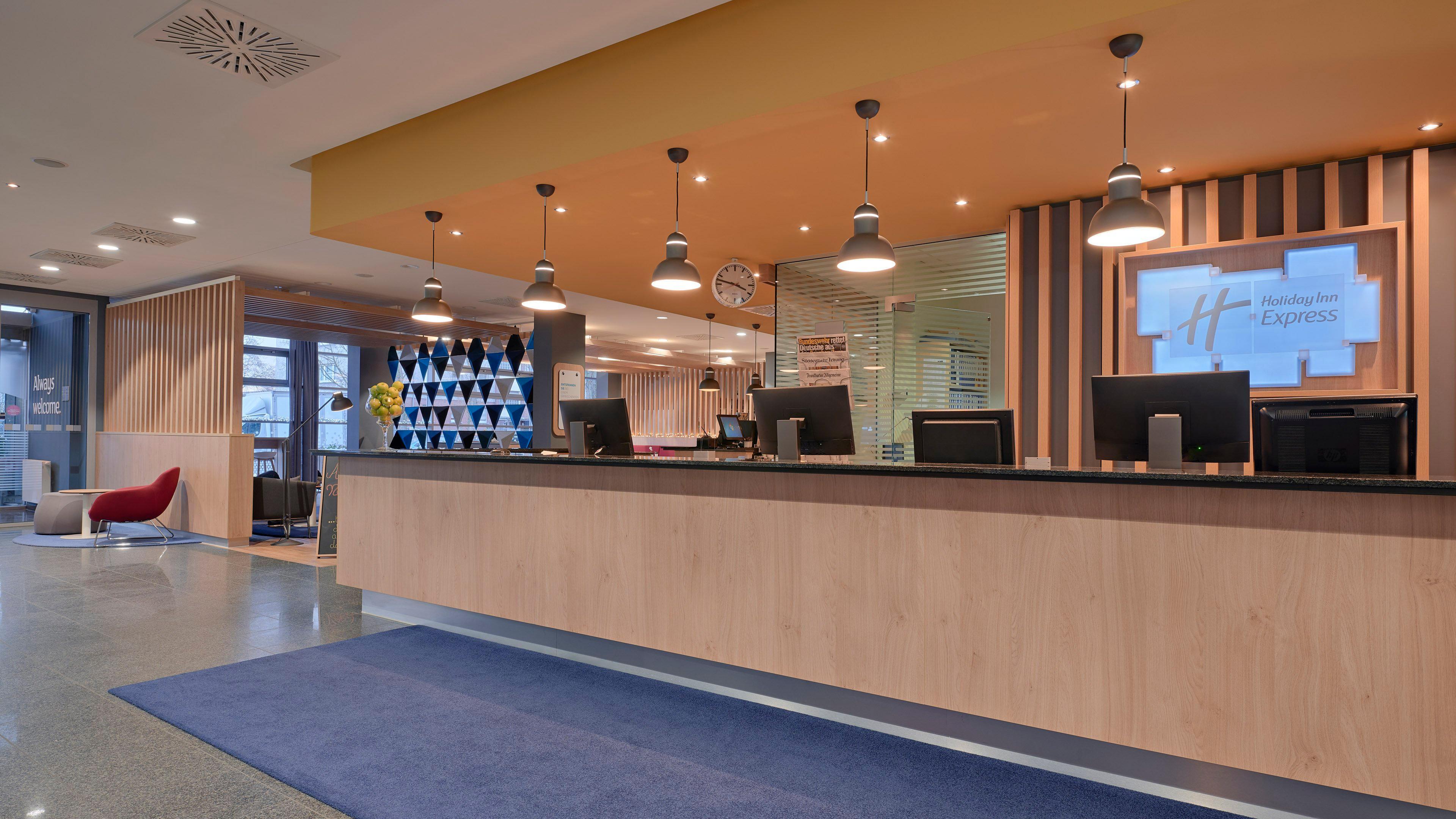Vista Lobby Holiday Inn Express Frankfurt Messe by IHG