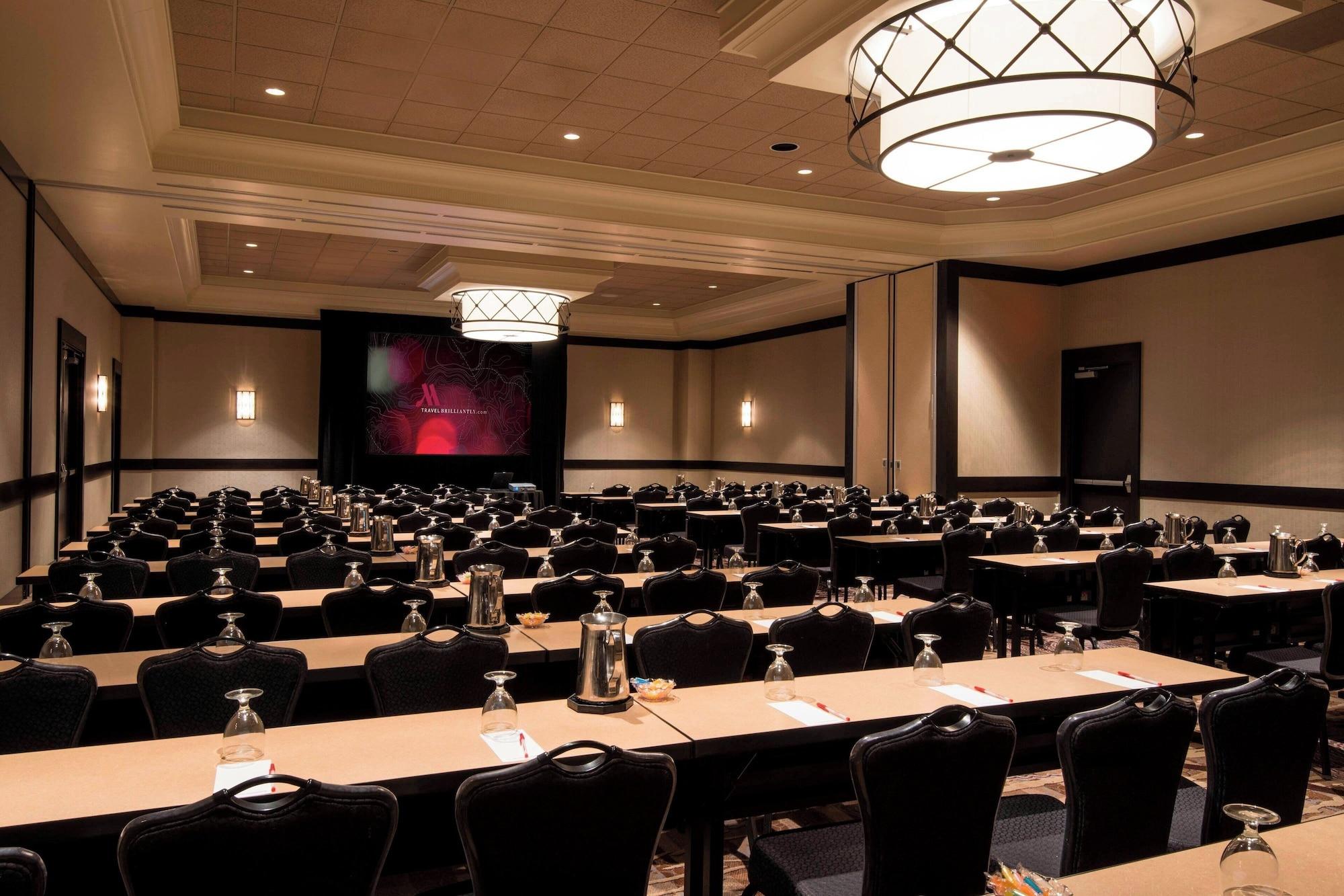 Sala de Reuniones Marriott Wichita