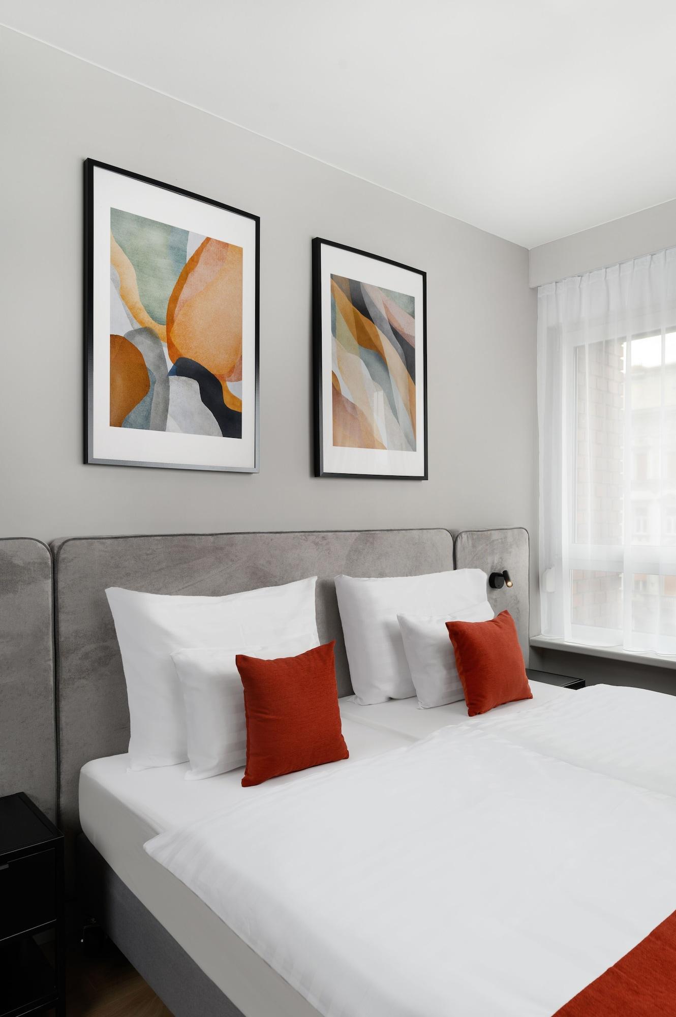 Varios Florin Apart Hotel