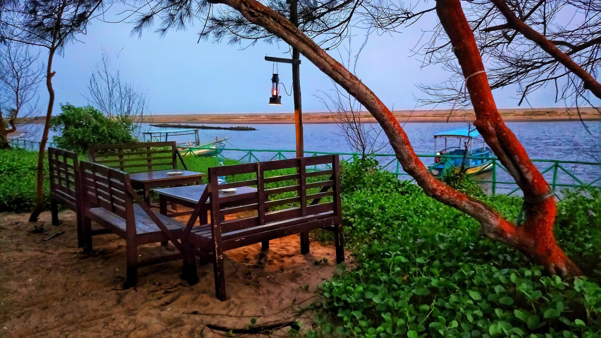 Restaurant Lotus an Eco Resort Konark