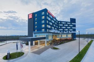 Alojamiento - Hilton Garden Inn Salamanca
