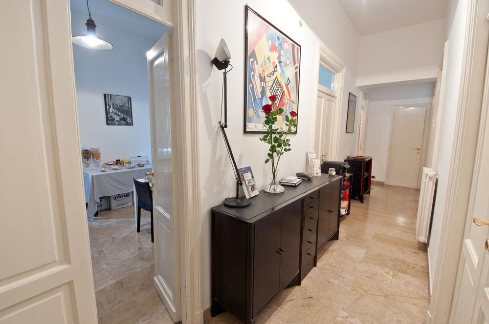 Vista Lobby B&B Santi Quattro Al Colosseo