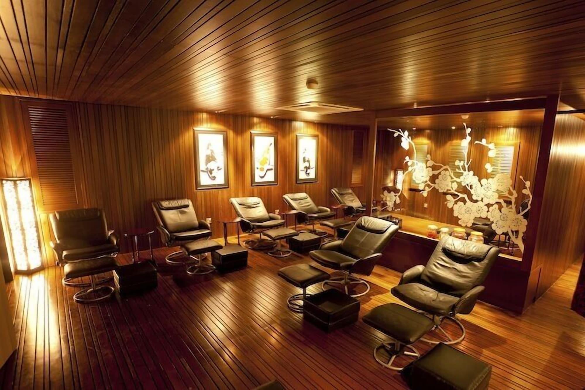 Spa Grand Medallion Hotel