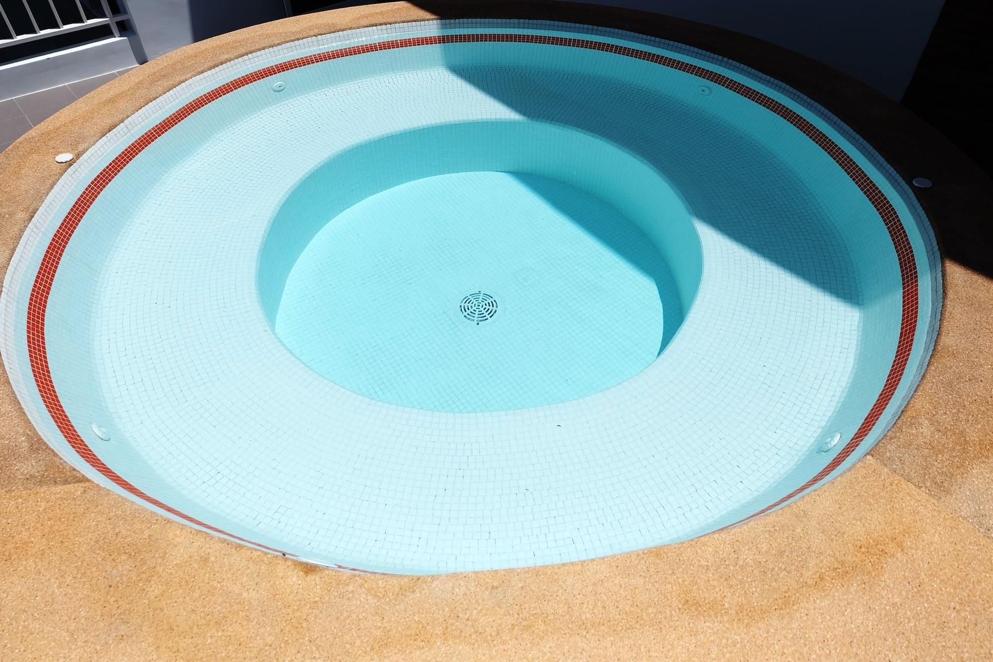 Spa Sunset Apartments