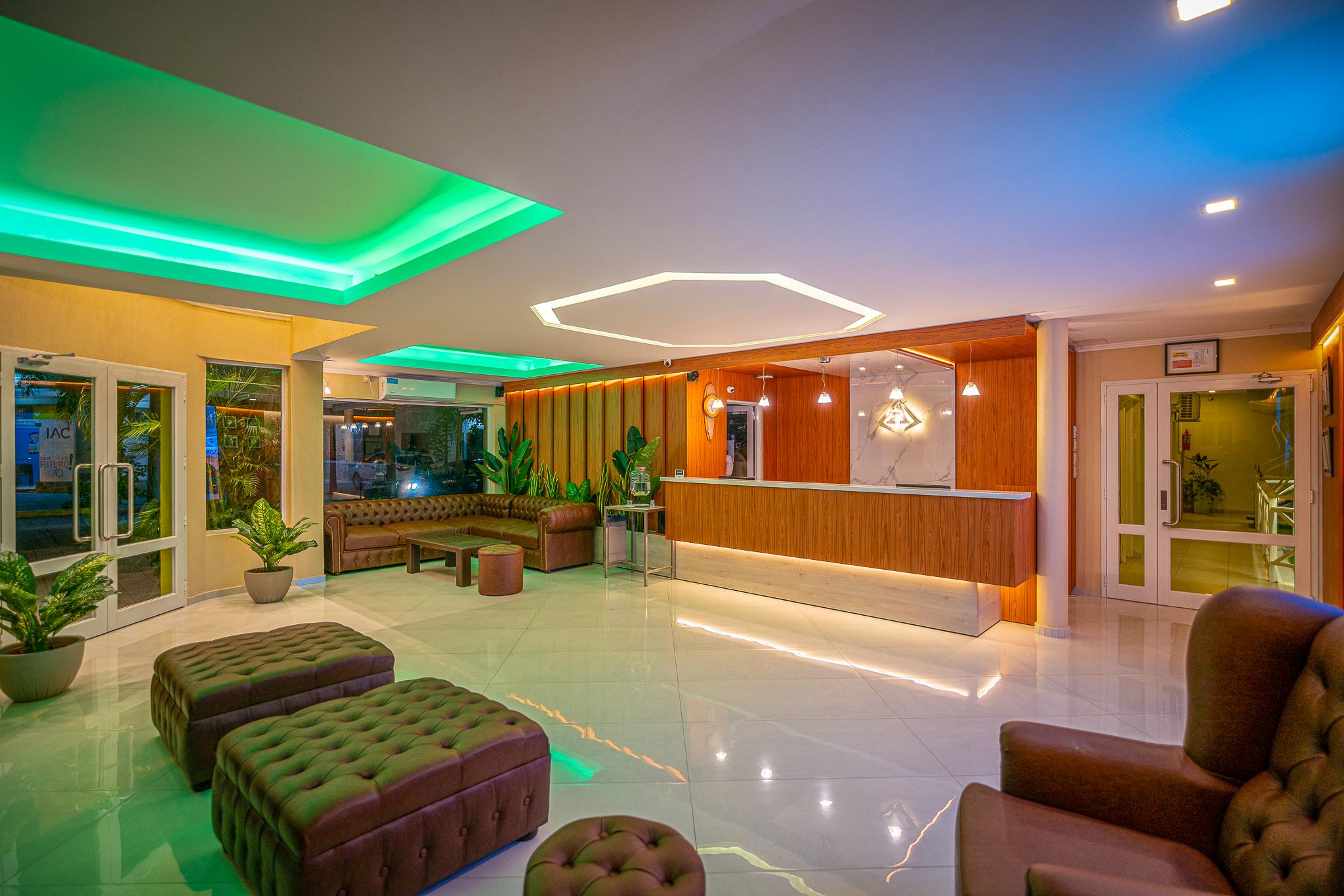 Vista Lobby Alto Verde Suites and Apart
