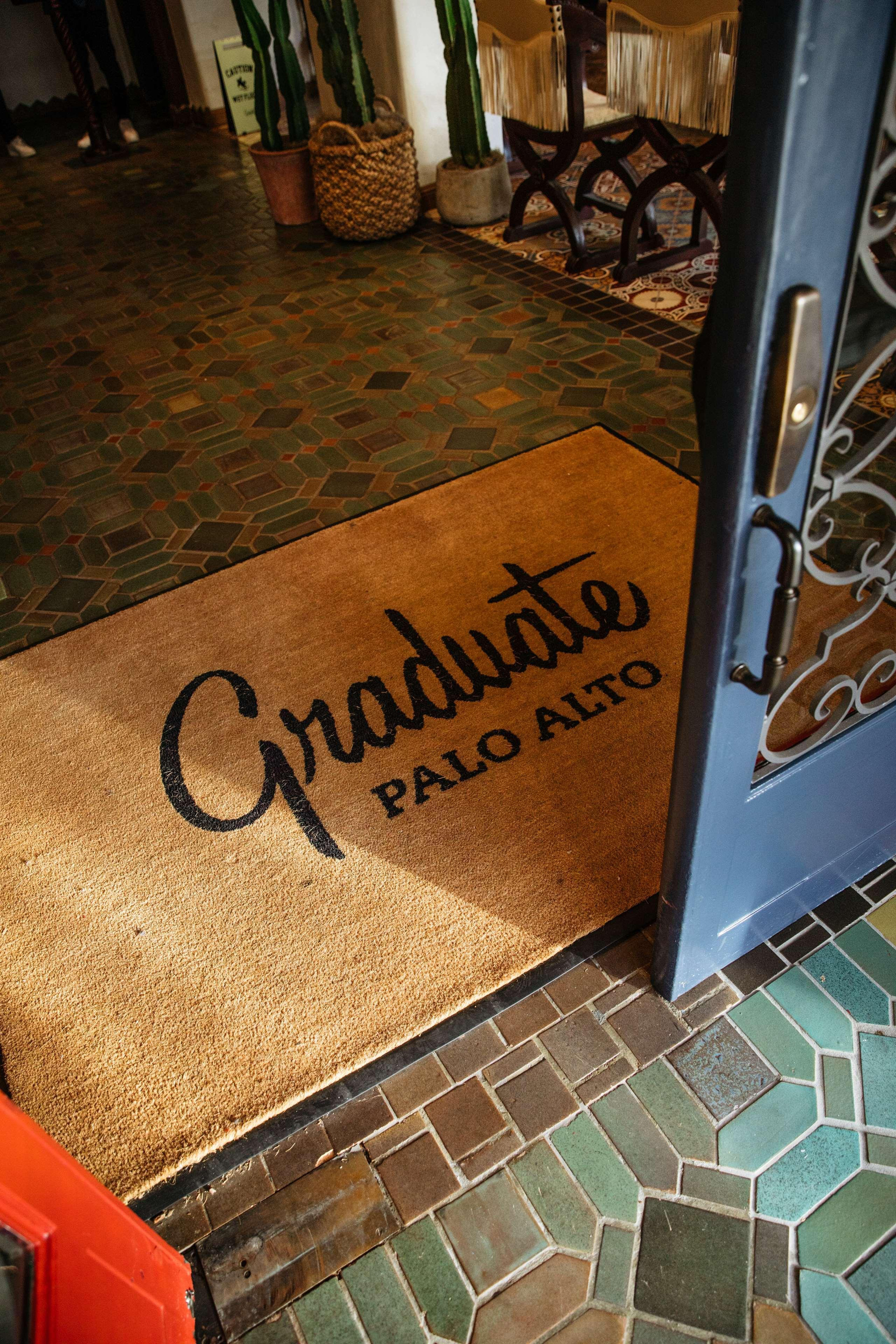 Vista Lobby Graduate by Hilton Palo Alto
