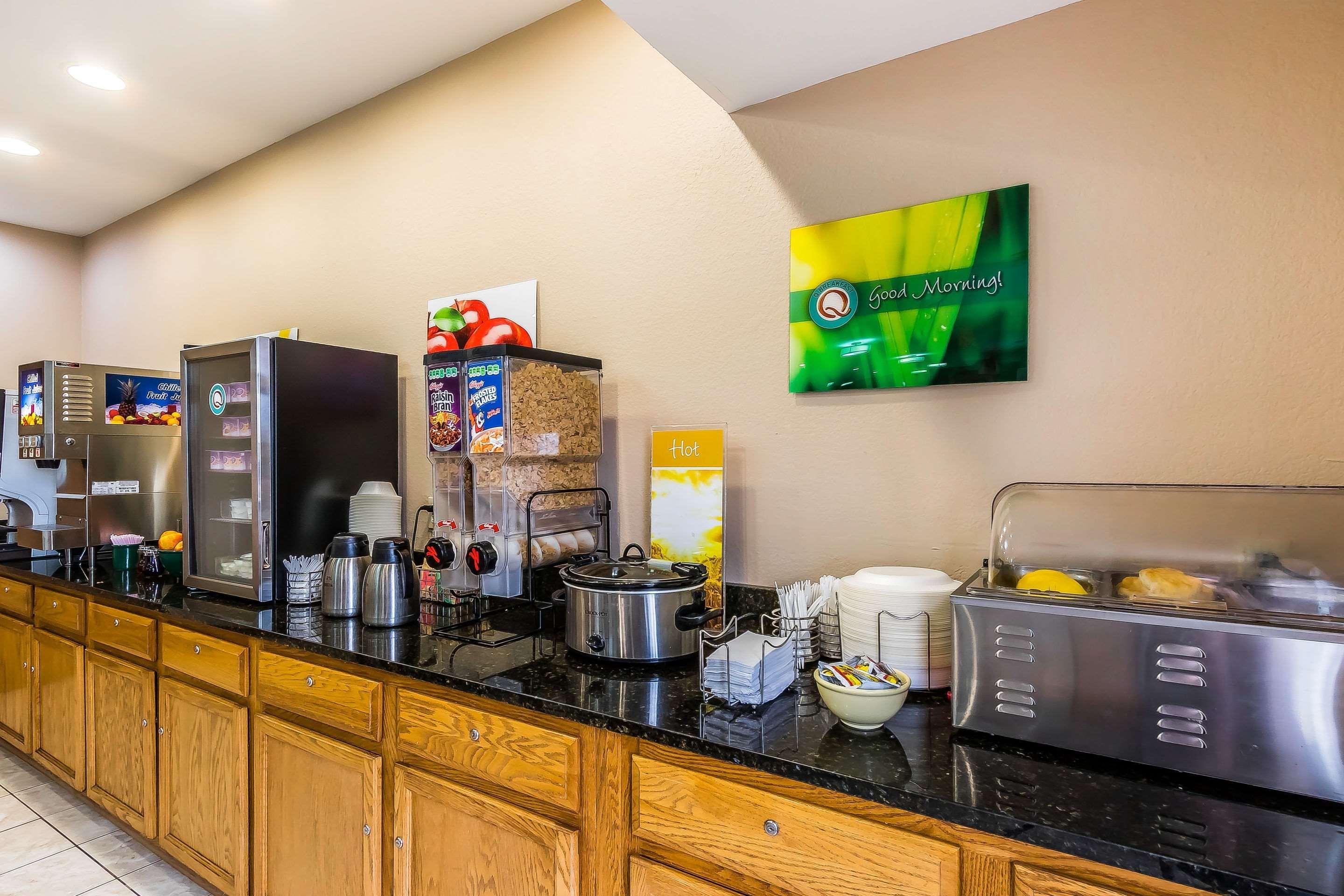 Restaurant Quality Inn & Suites