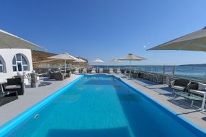 Alojamiento - Thirassia Paradise Suites