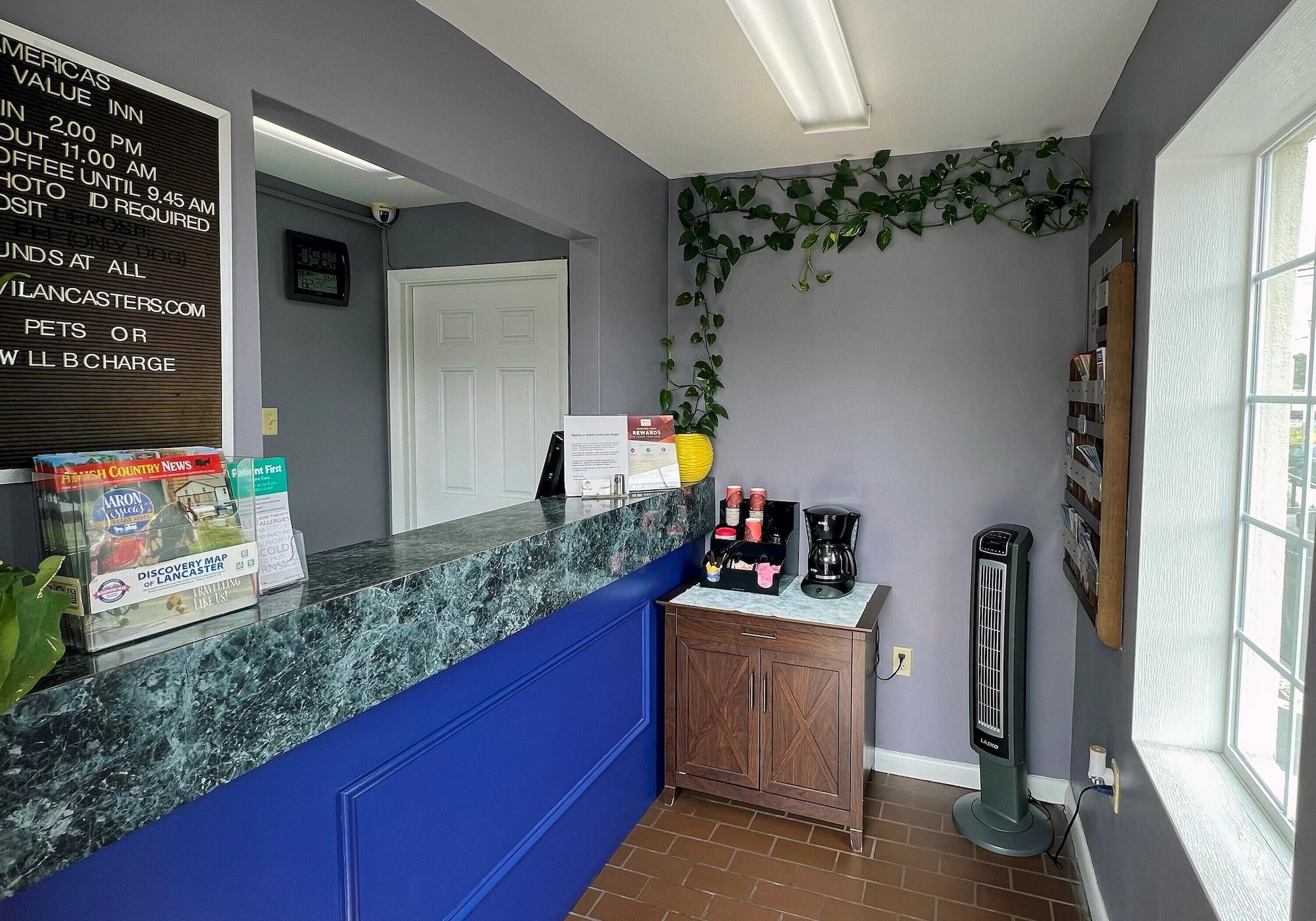Vista Lobby Americas Best Value Inn Lancaster