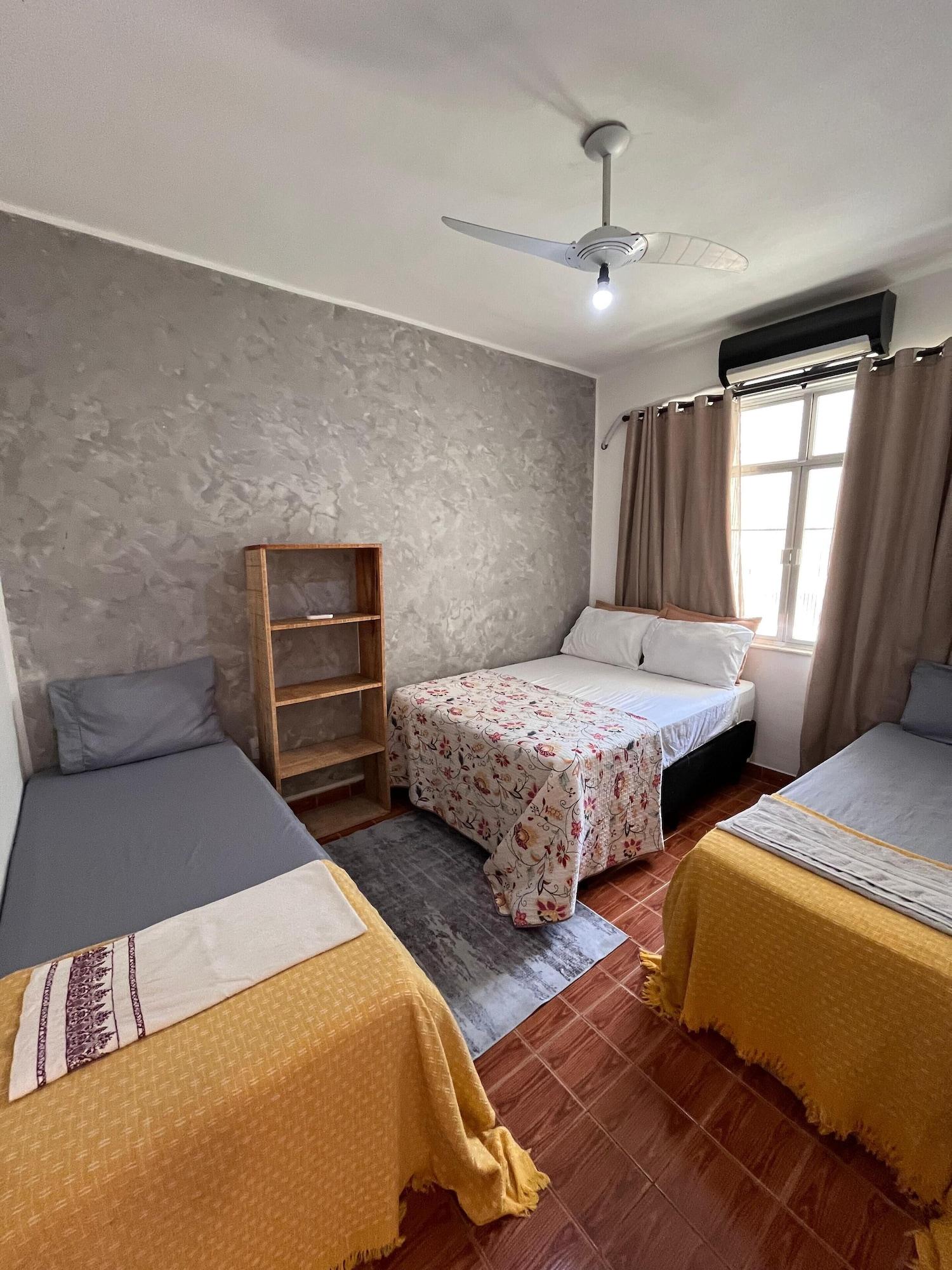 Varios Colinna Hostel