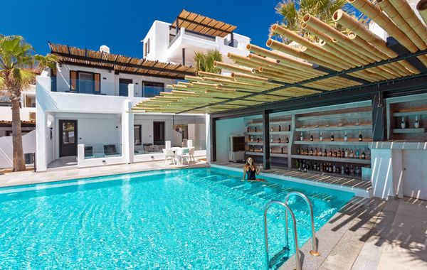Tropicana Suites & Villas