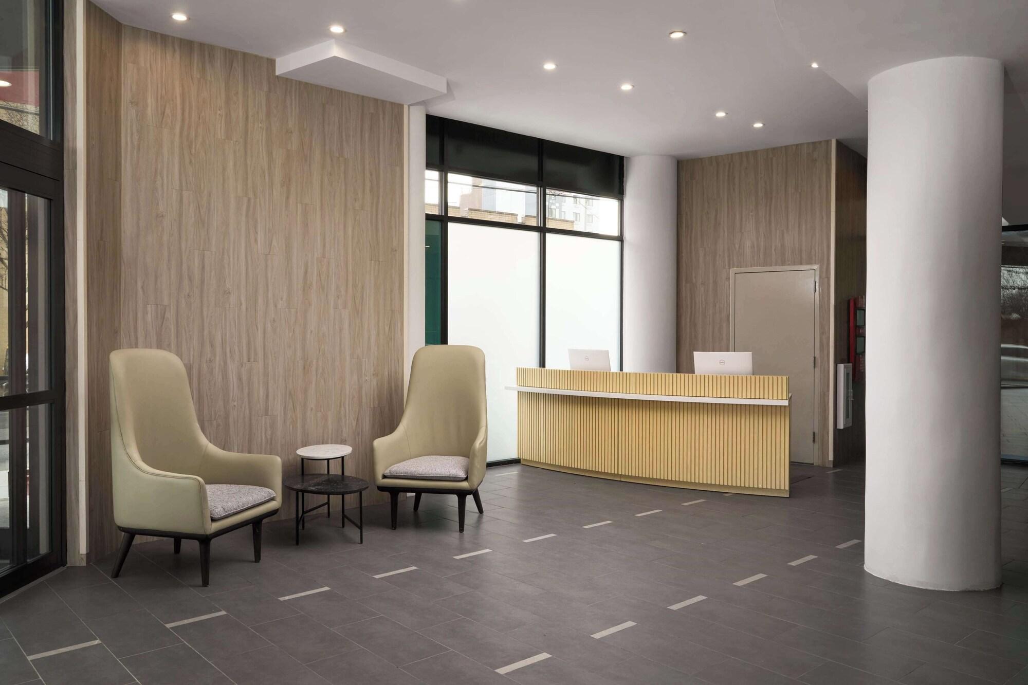 Vista Lobby The Nedia, BW Signature Collection