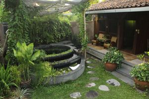 Alquiler Vacacional - Single Room, with shared dipping pool, in an Antique Bungalow