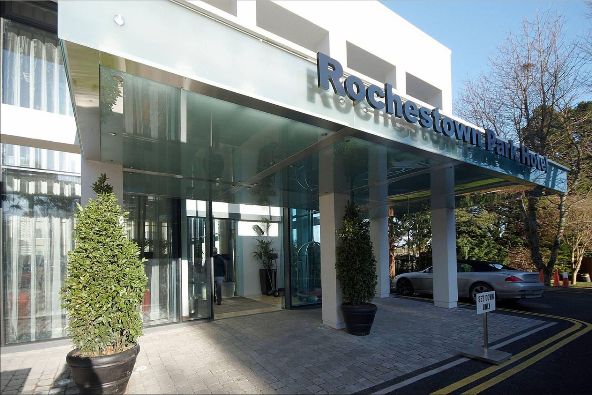 Vista Exterior Rochestown Park Hotel