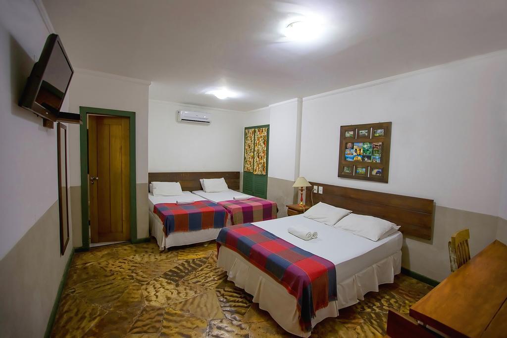 Vista Exterior Hotel Manacá