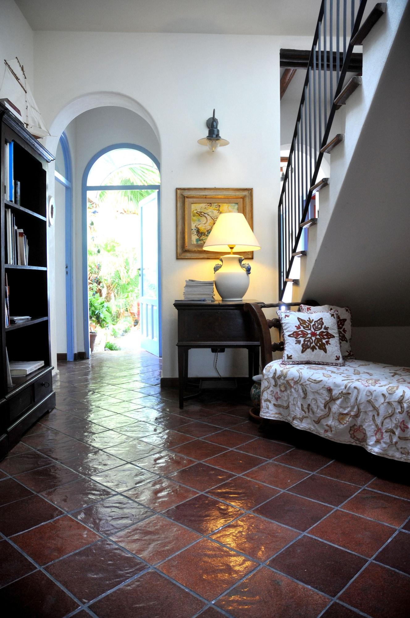 Varios Albergo Boutique Casajanca