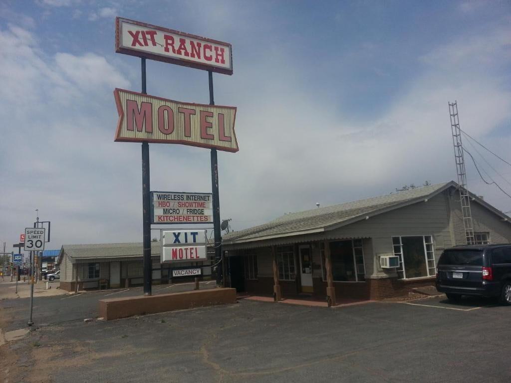 Vista Exterior XIT Ranch Motel