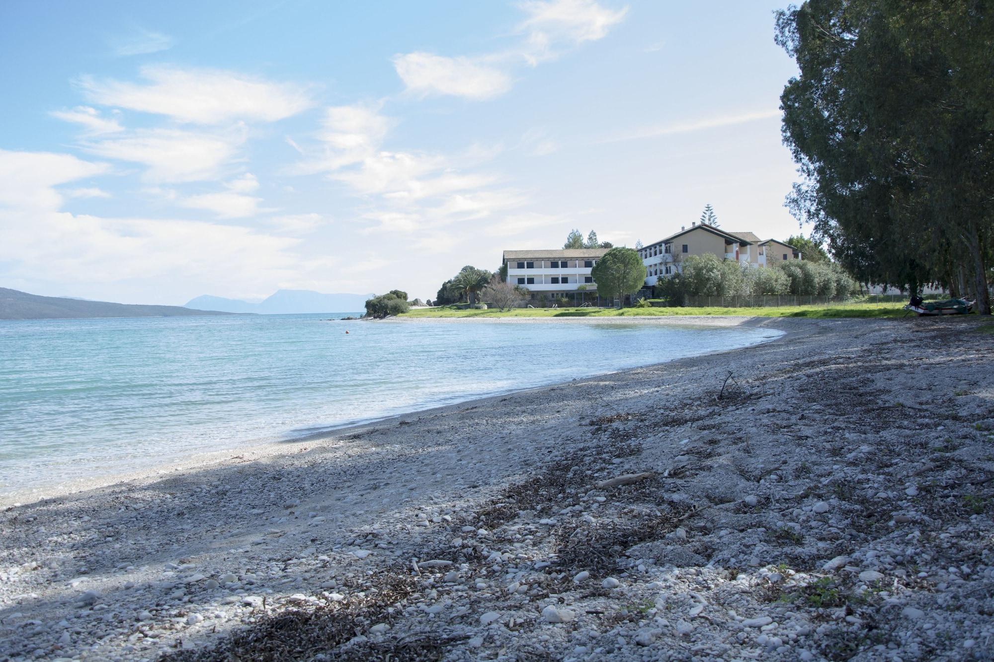 Playa George House Apartments & Villa