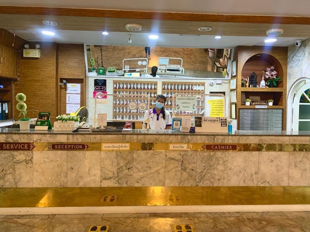 Vista Lobby Thai Hotel