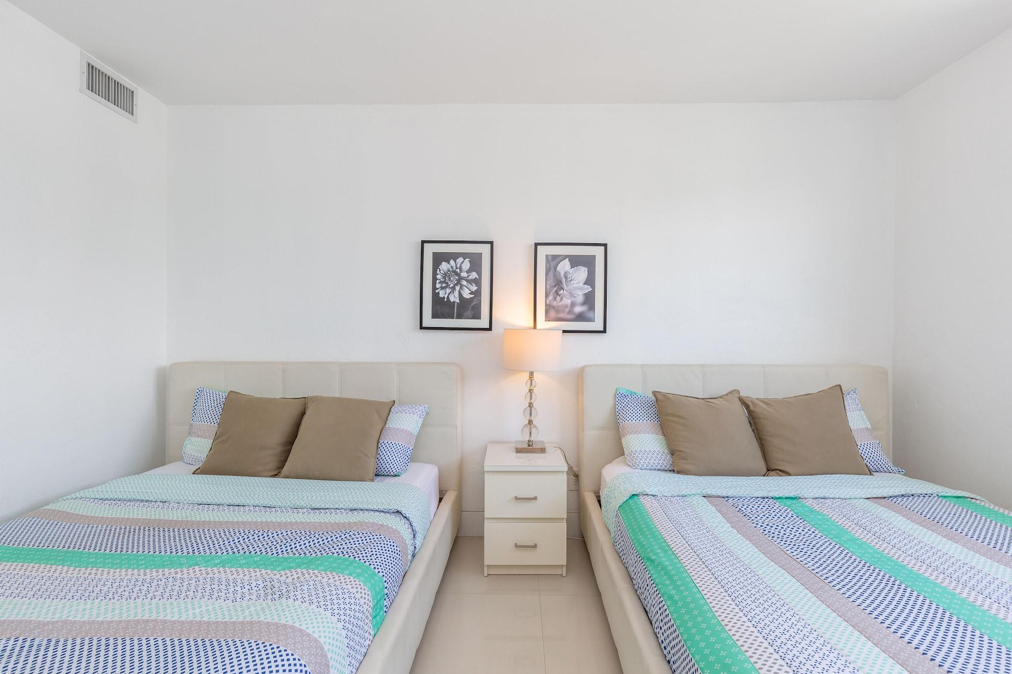 Habitación Ocean Reserve Luxury Condos Across from Sunny Isles Beach