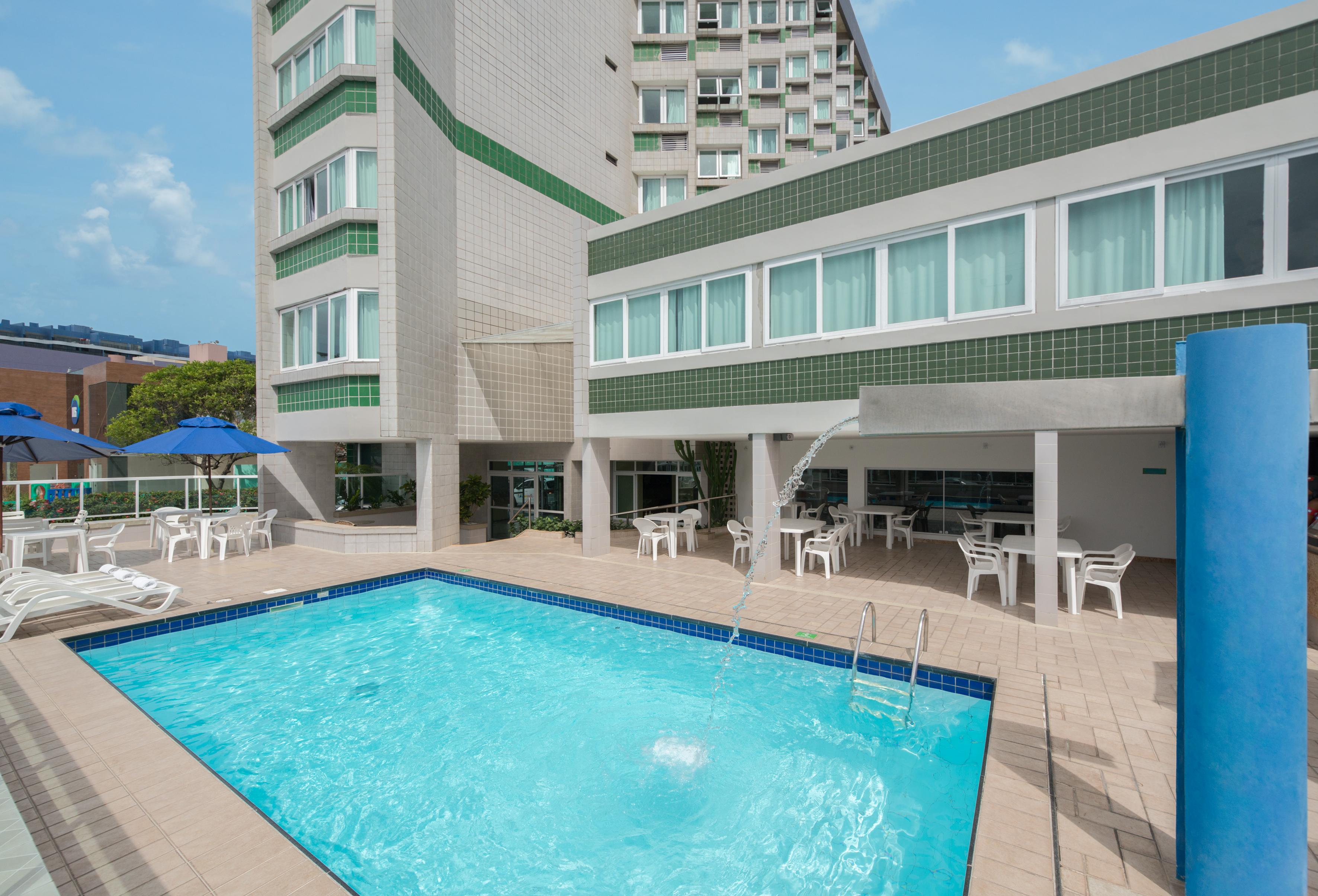 Vista Piscina Hotel Sete Coqueiros