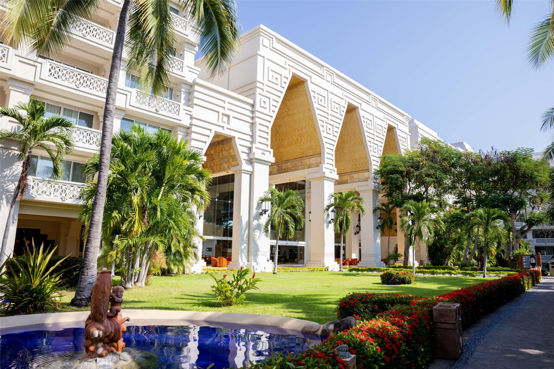 Vista Lobby Barceló Karmina