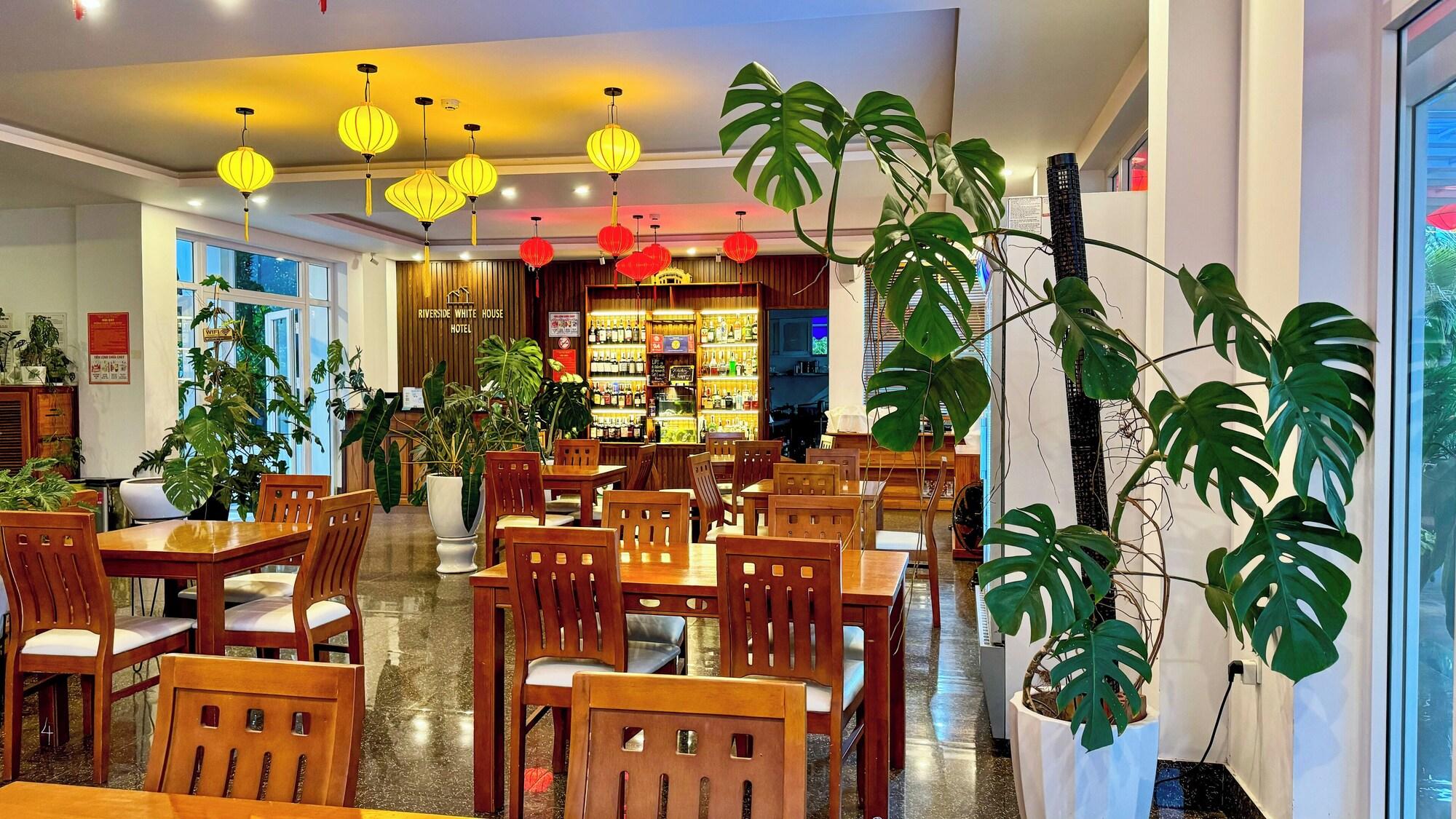 Restaurant Riverside White House Boutique Hotel