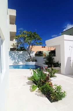Edifico con departamentos amplios cerca de la playa - Hoteles en Puerto Morelos, México: todo incluido, baratos y ofertas