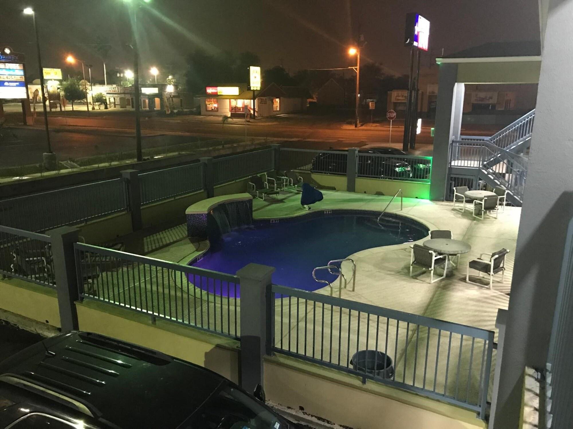 Gimnasio Texas Inn Airport McAllen