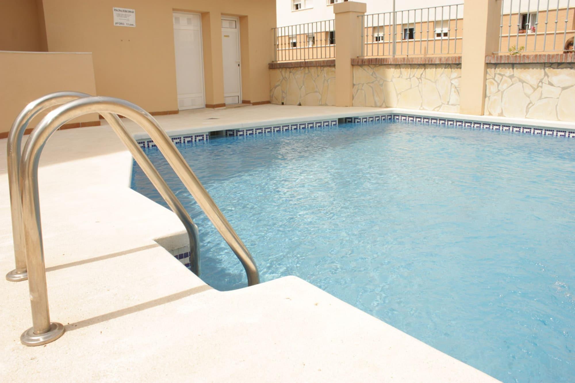 Vista Piscina Fercomar Apartamentos Turísticos