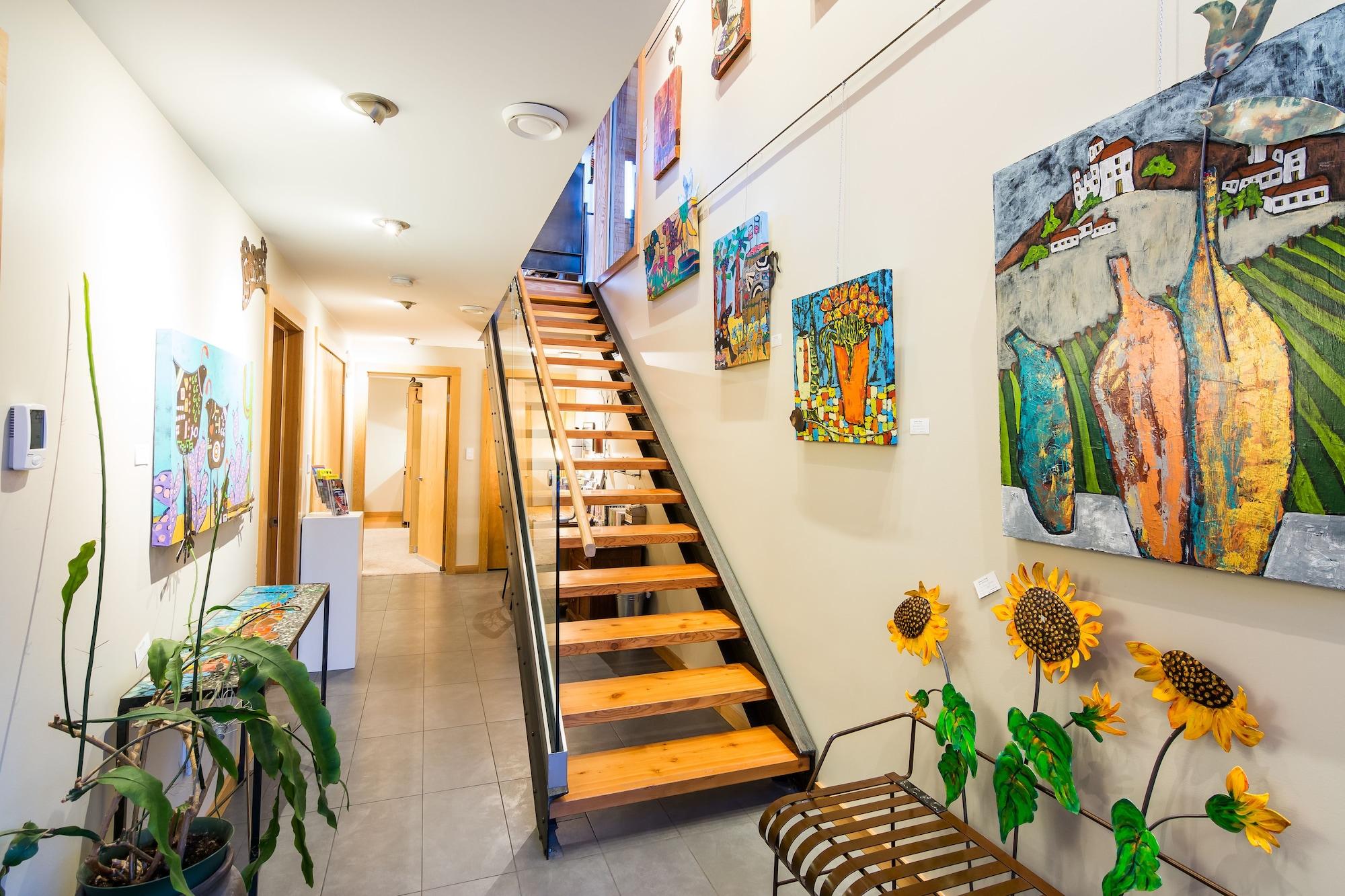 Vista Lobby Cormier's Studio