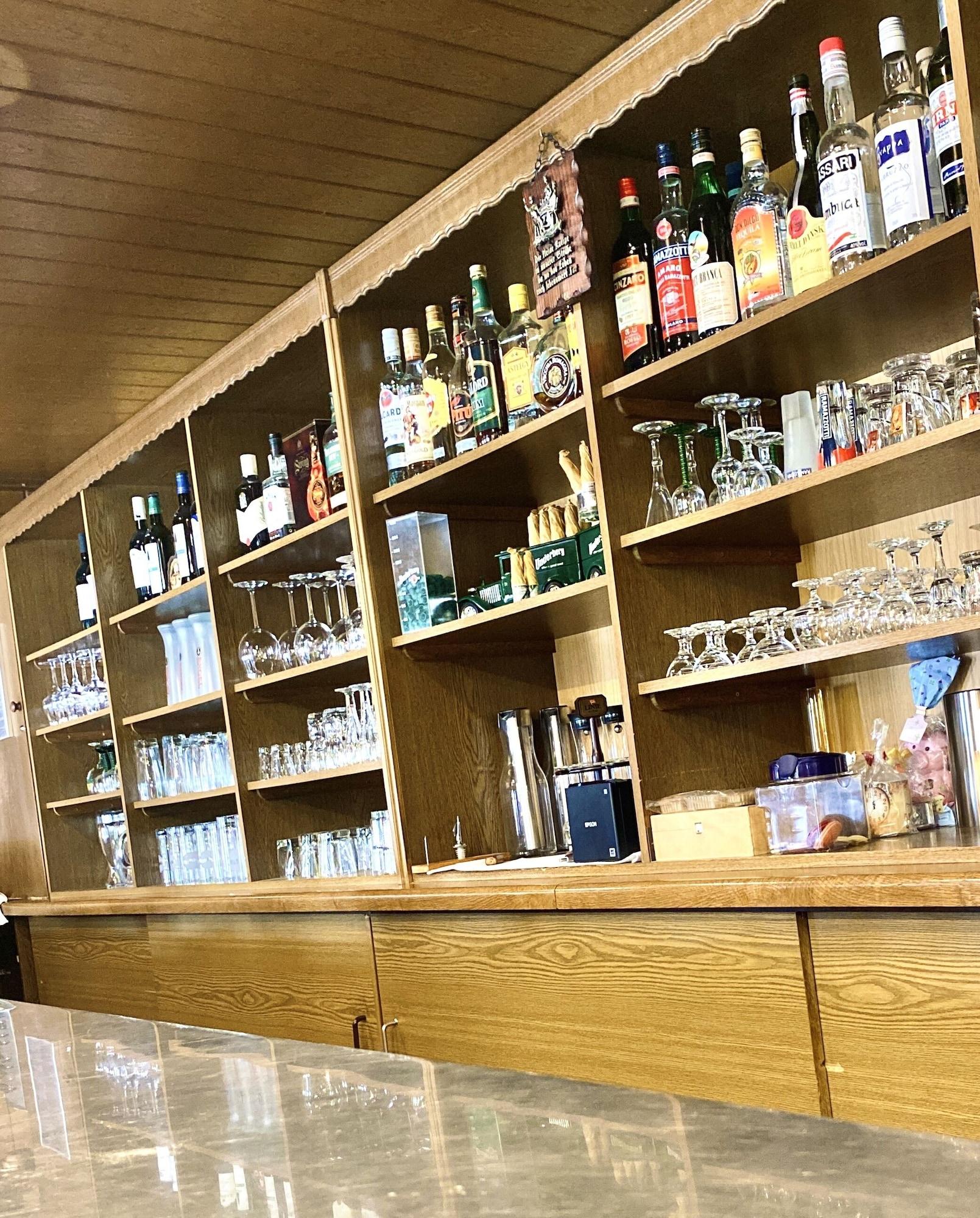 Bar/Salón Hotel-Restaurant Auerhahn