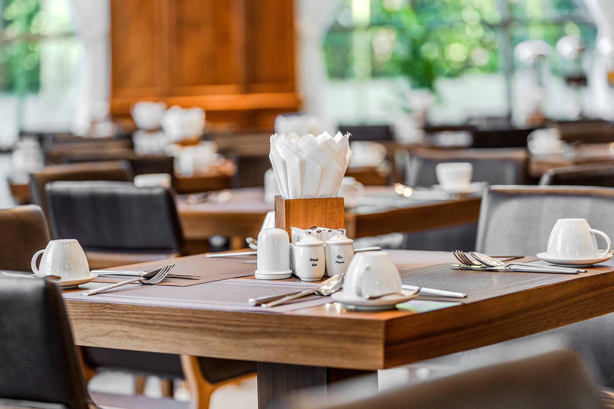 Restaurant Sea Breeze Hotel & Villa