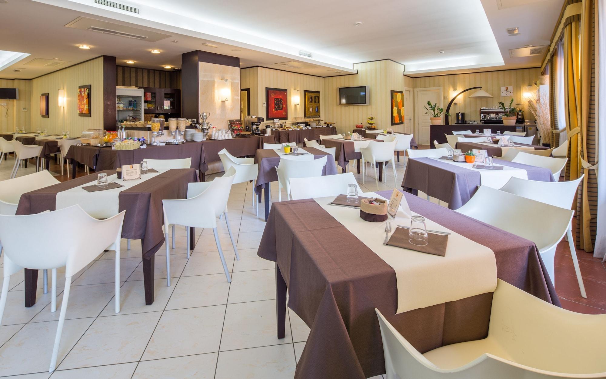 Restaurant I Triangoli Residence