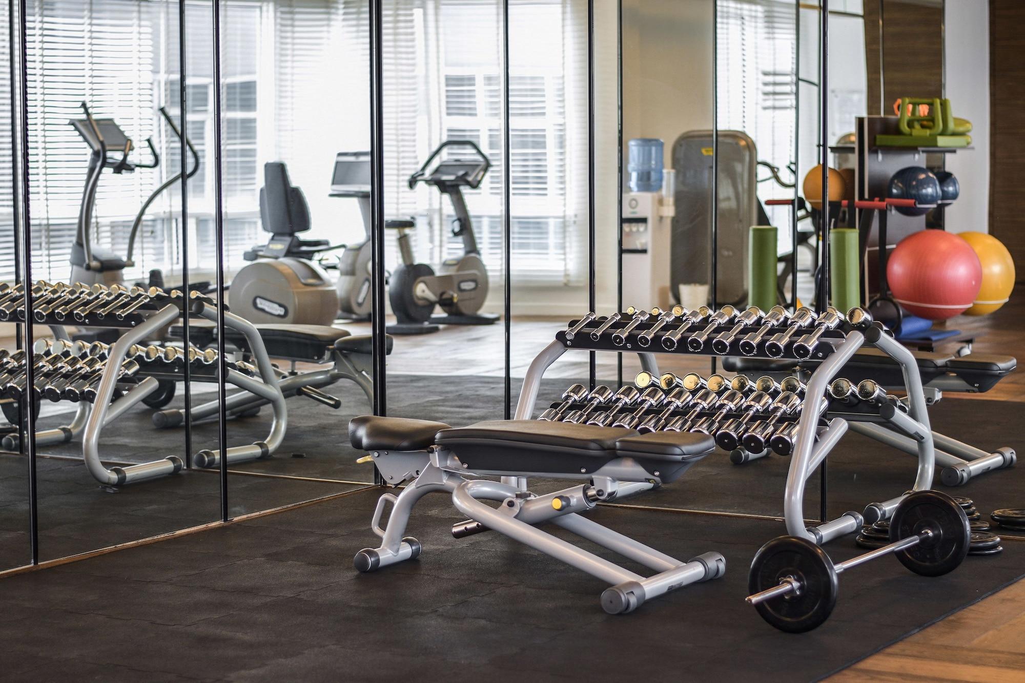 Gimnasio Lanson Place Bukit Ceylon