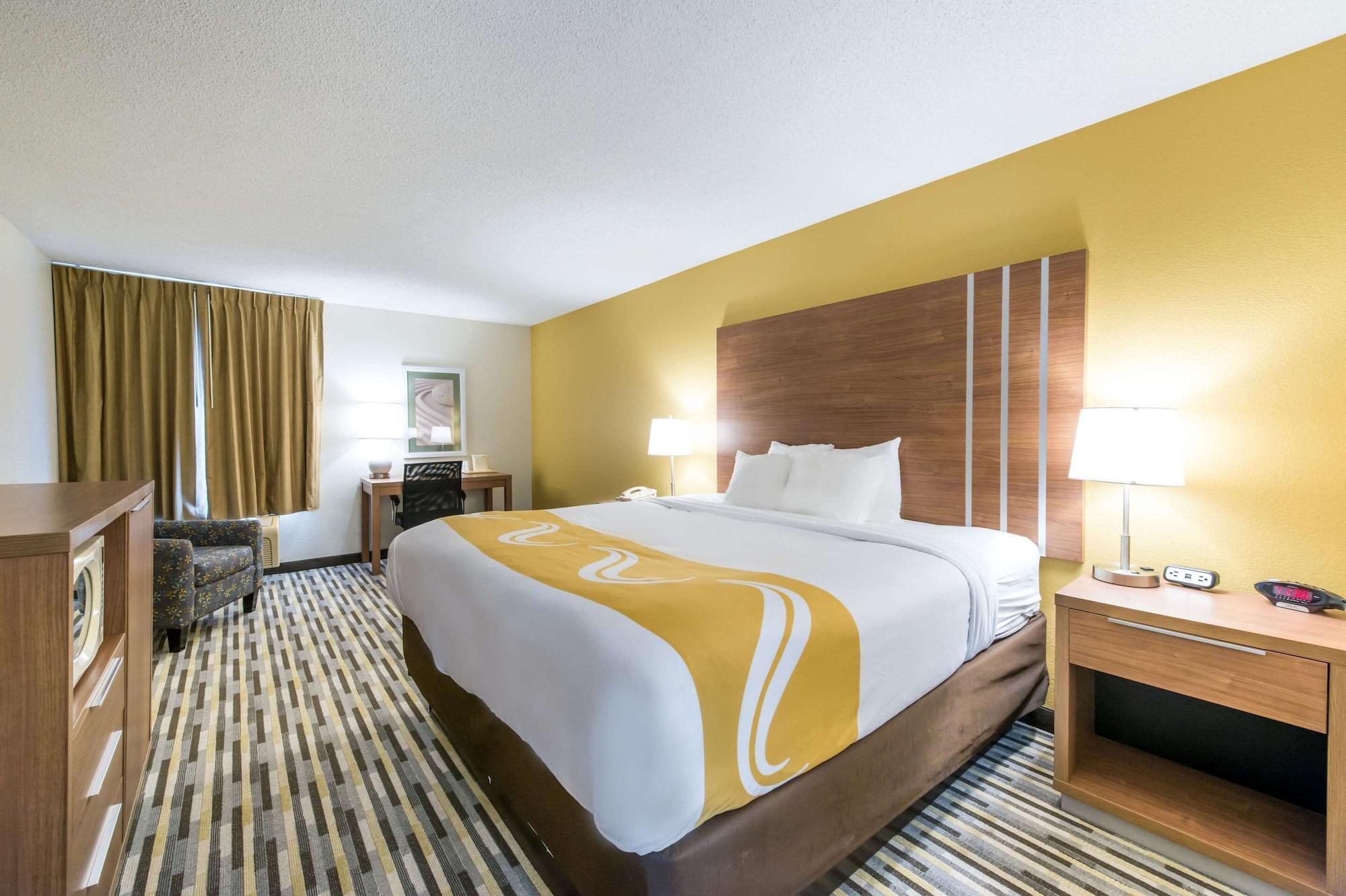 Varios Quality Inn Michigan City South
