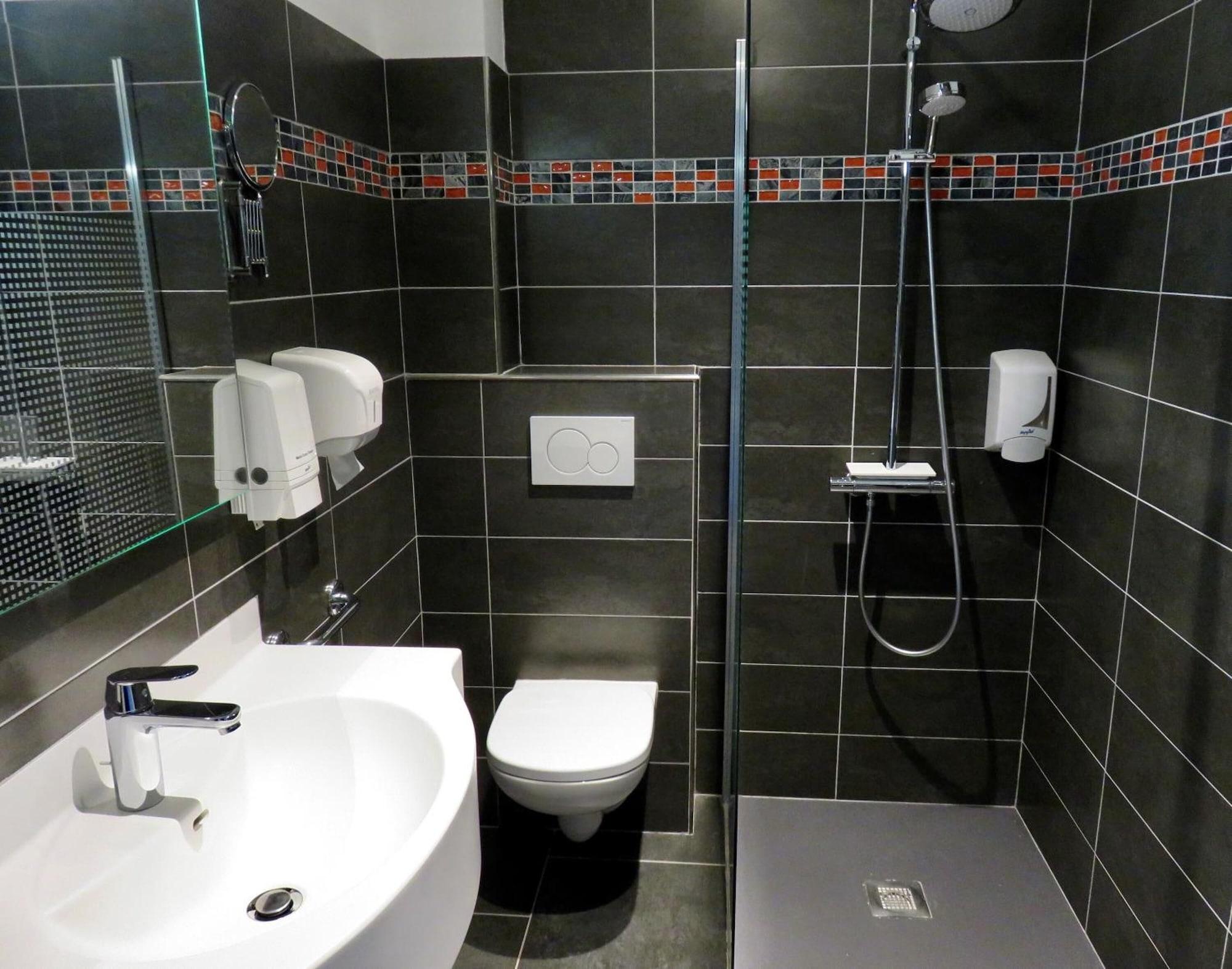Equipamiento de Habitación Hôtel Printania