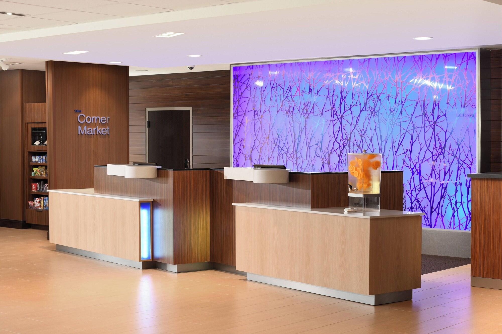 Vista Lobby Fairfield Inn & Suites by Marriott Fort Worth South/Burleson