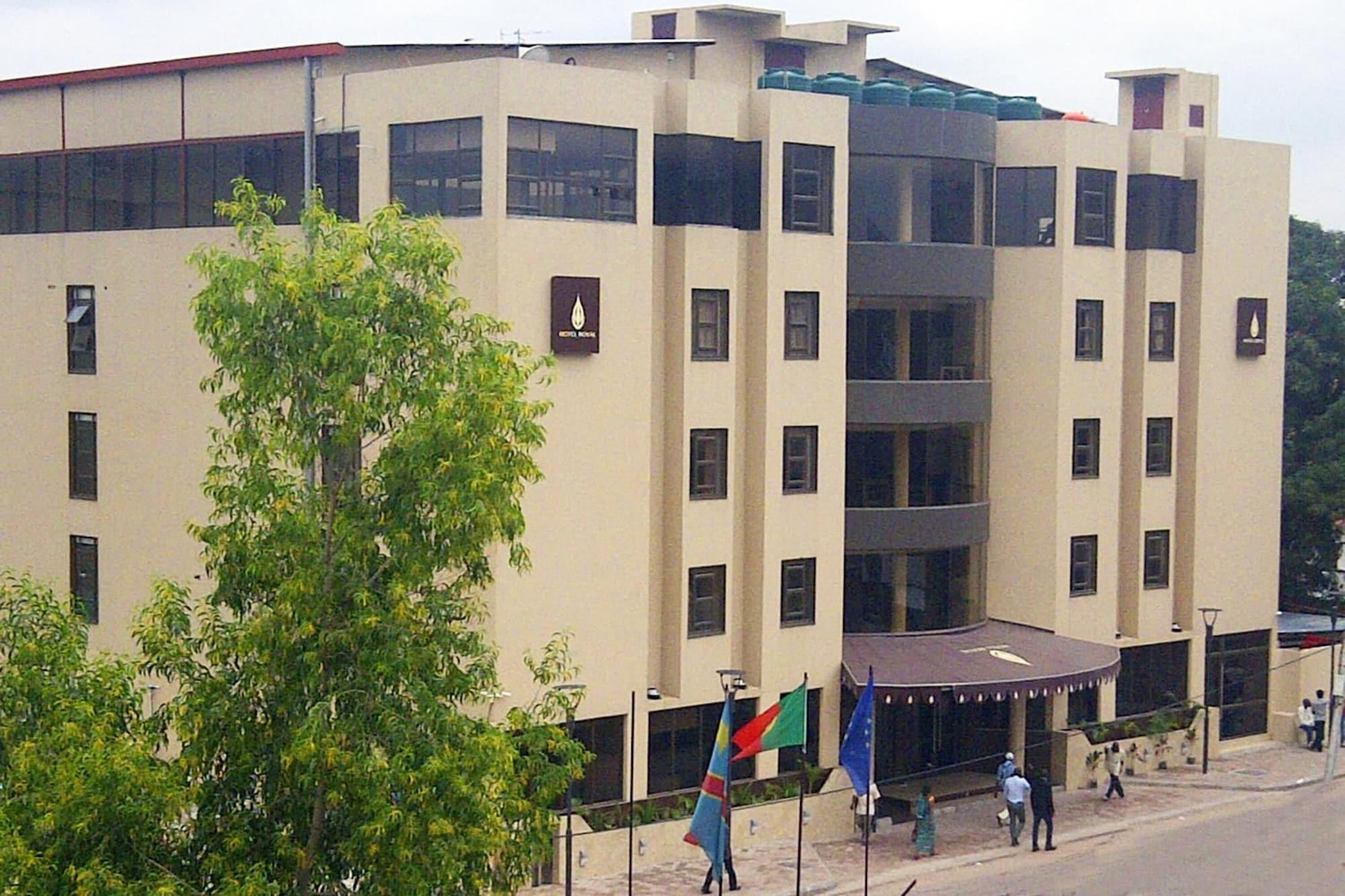 Vista Exterior Hotel Royal