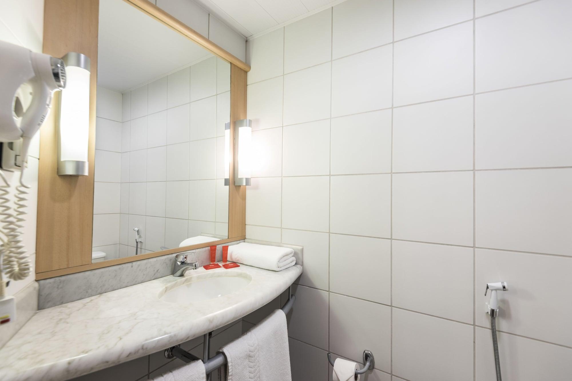 Guest room amenity ibis Larco Miraflores