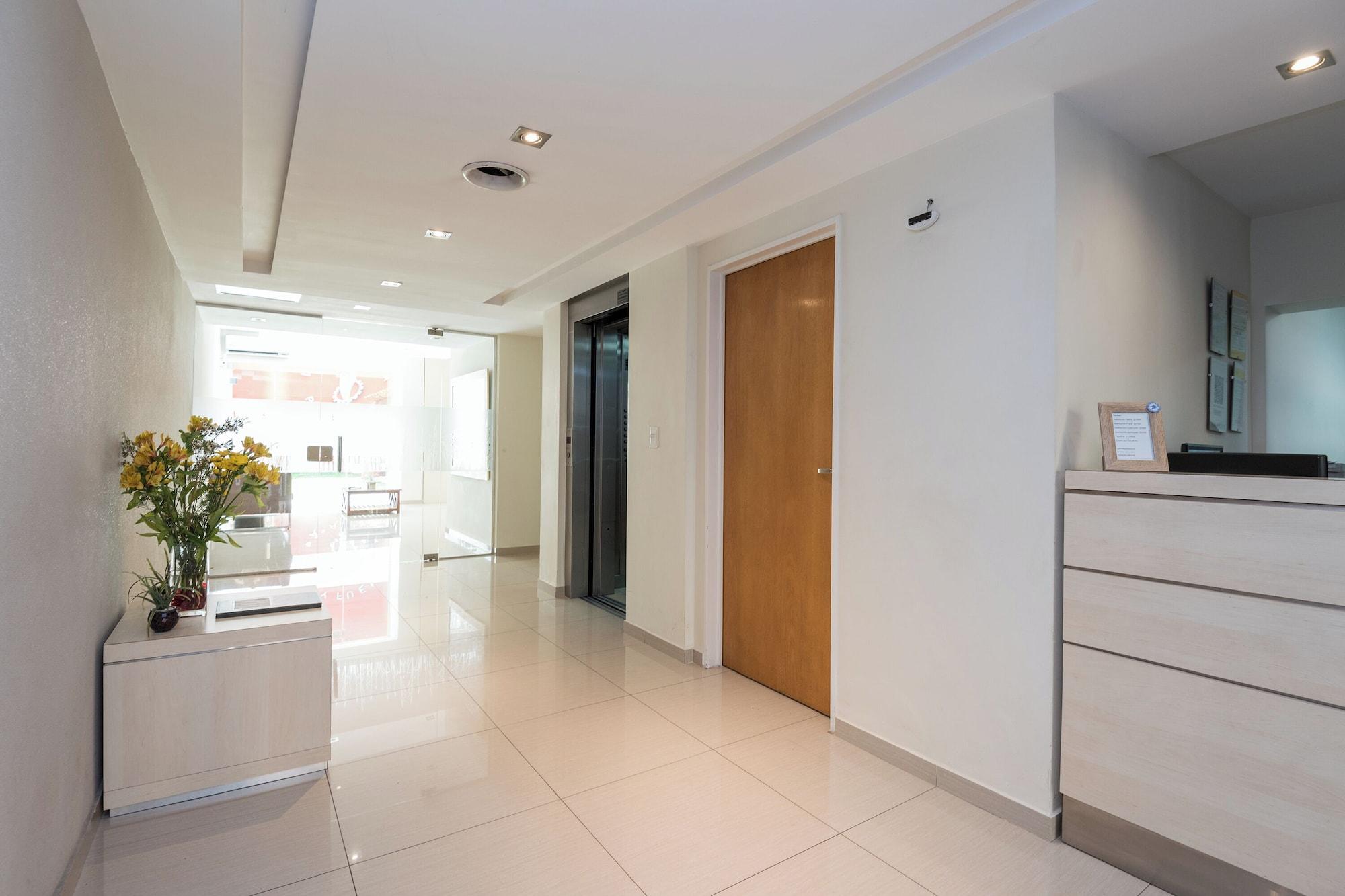 Vista Lobby Apart Hotel Independencia - Luz y Fuerza