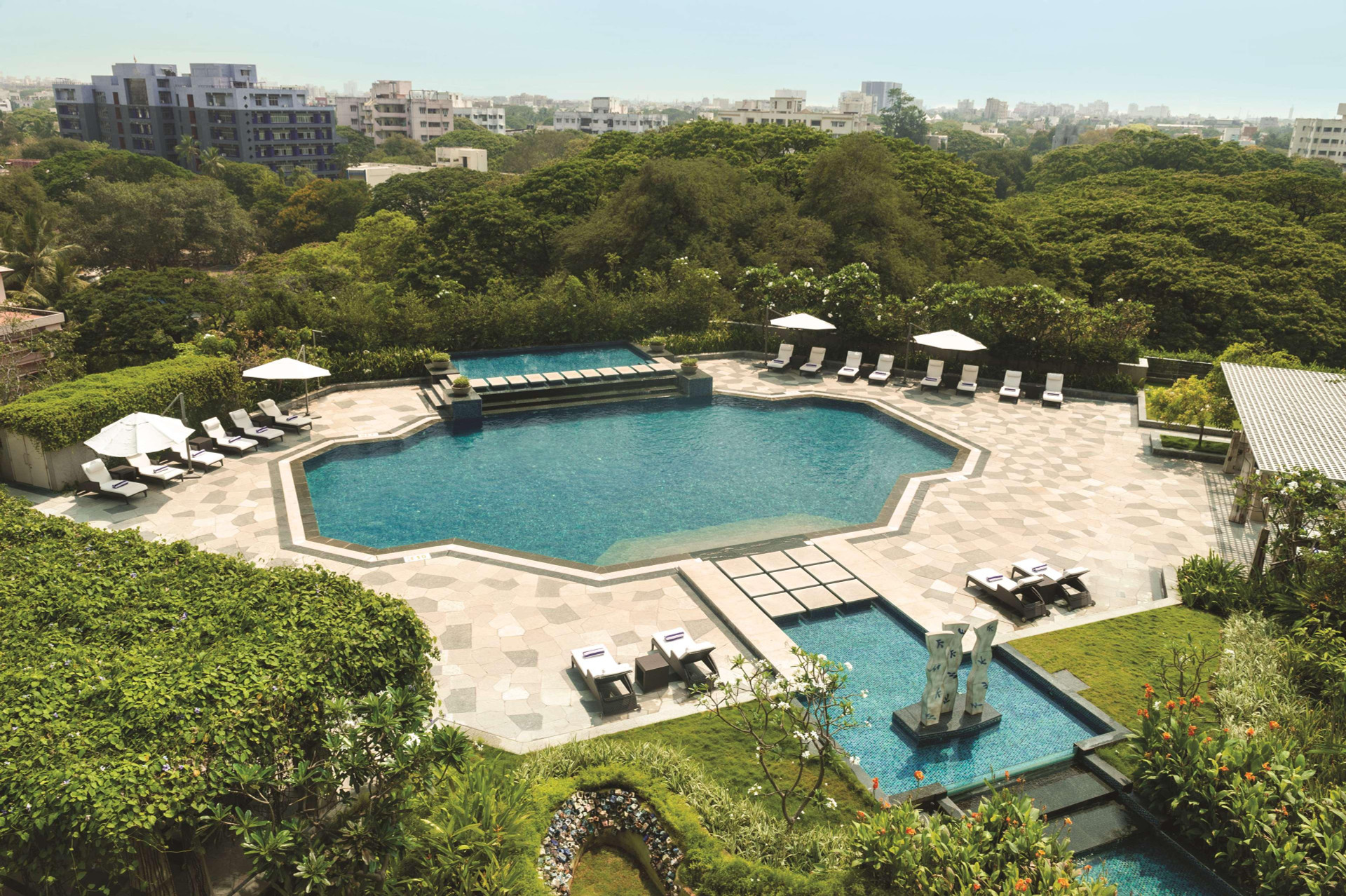 Vista Piscina Hyatt Regency Chennai