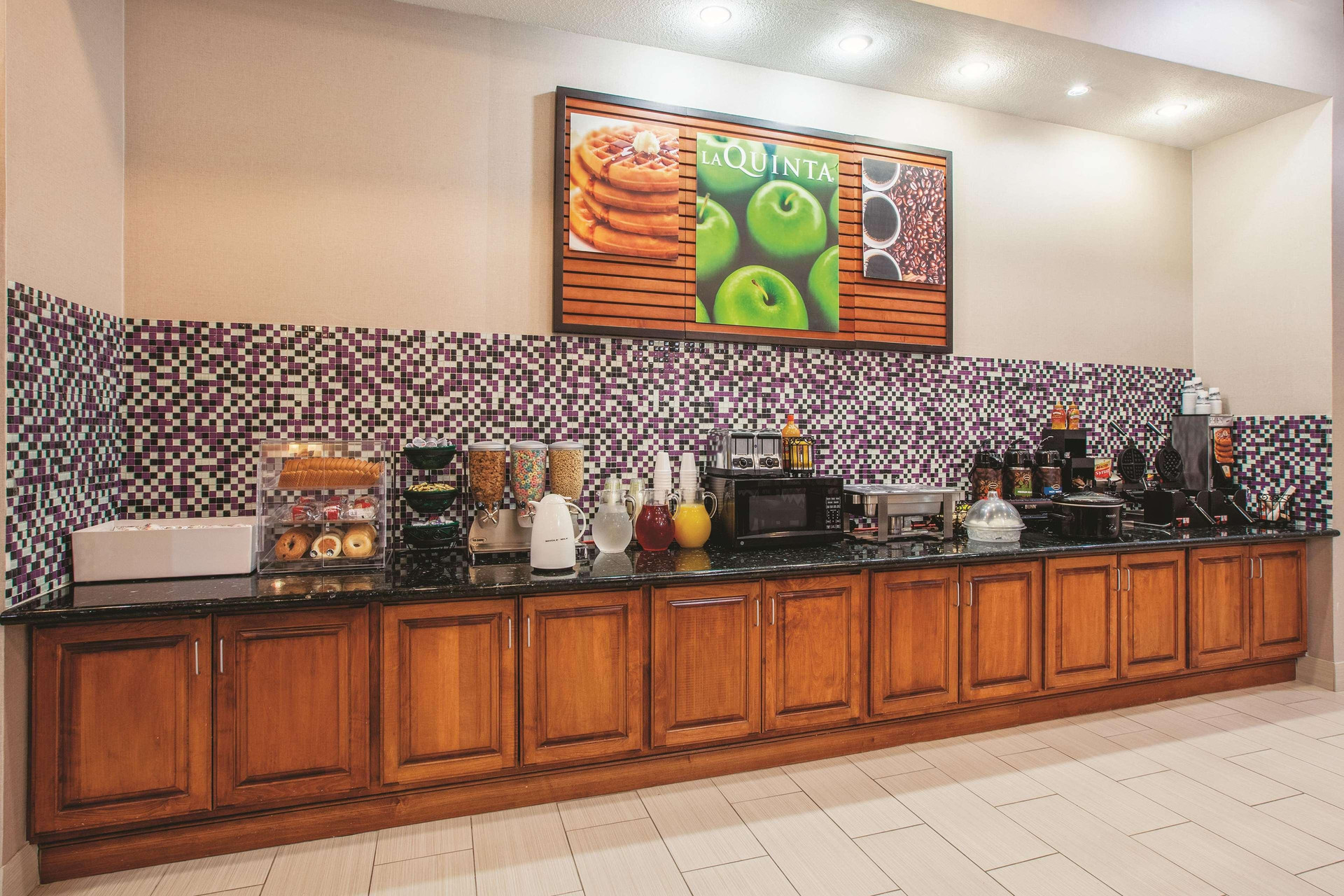 Restaurant La Quinta Inn Suites Gainesville