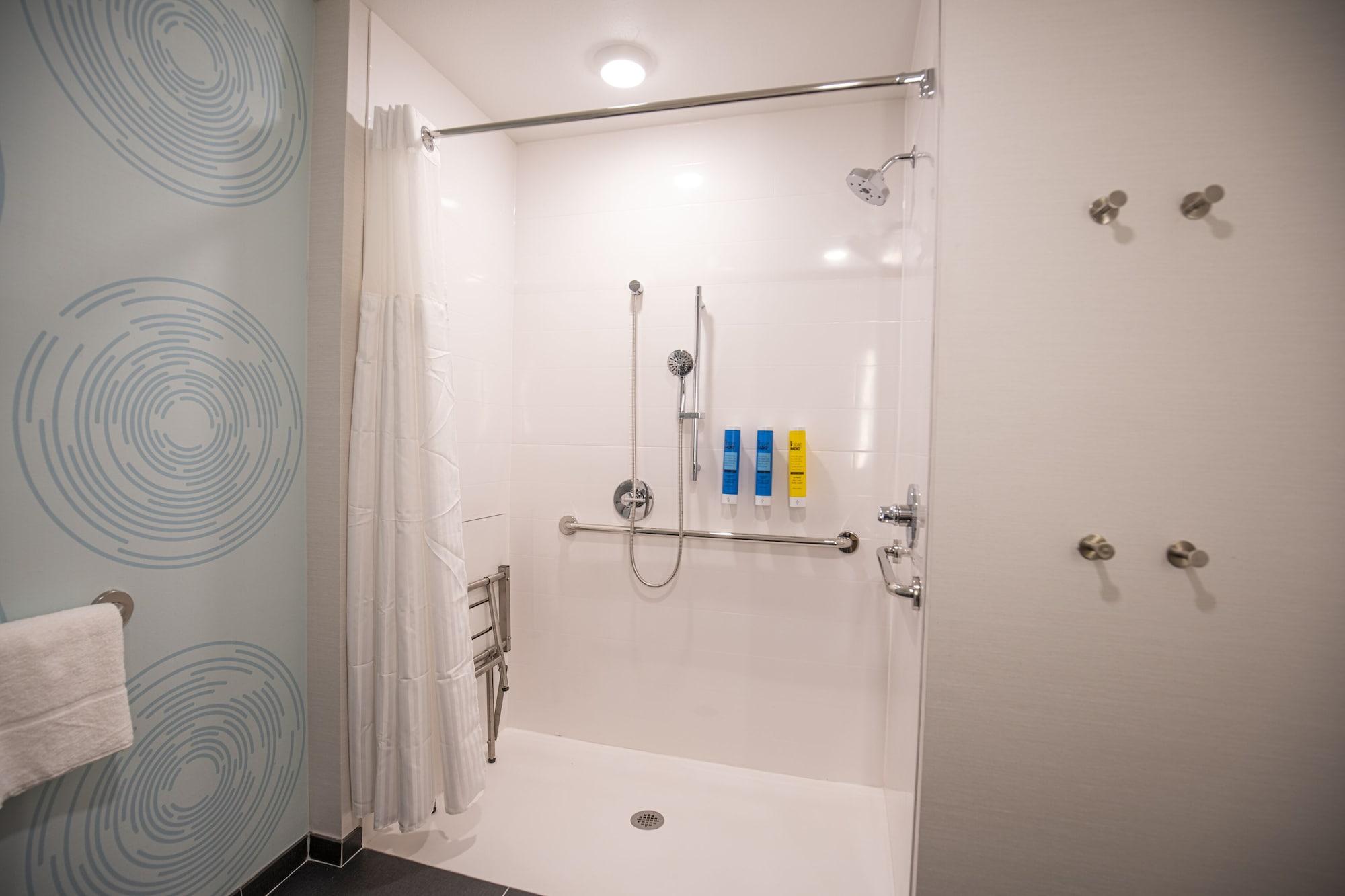 Equipamiento de Habitación TRU By Hilton Allen Dallas