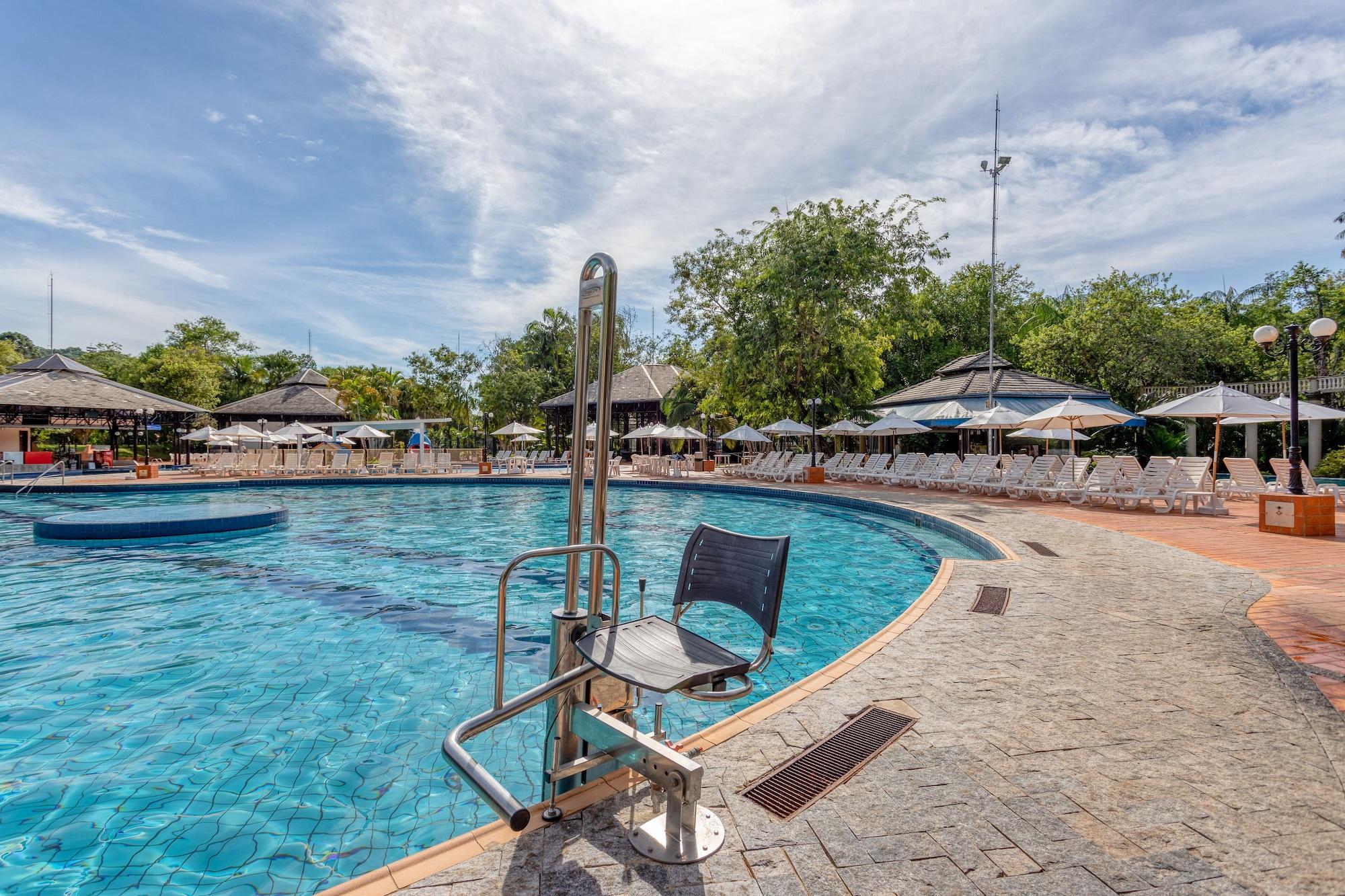 Vista Piscina Lagos de Jurema Termas Resort
