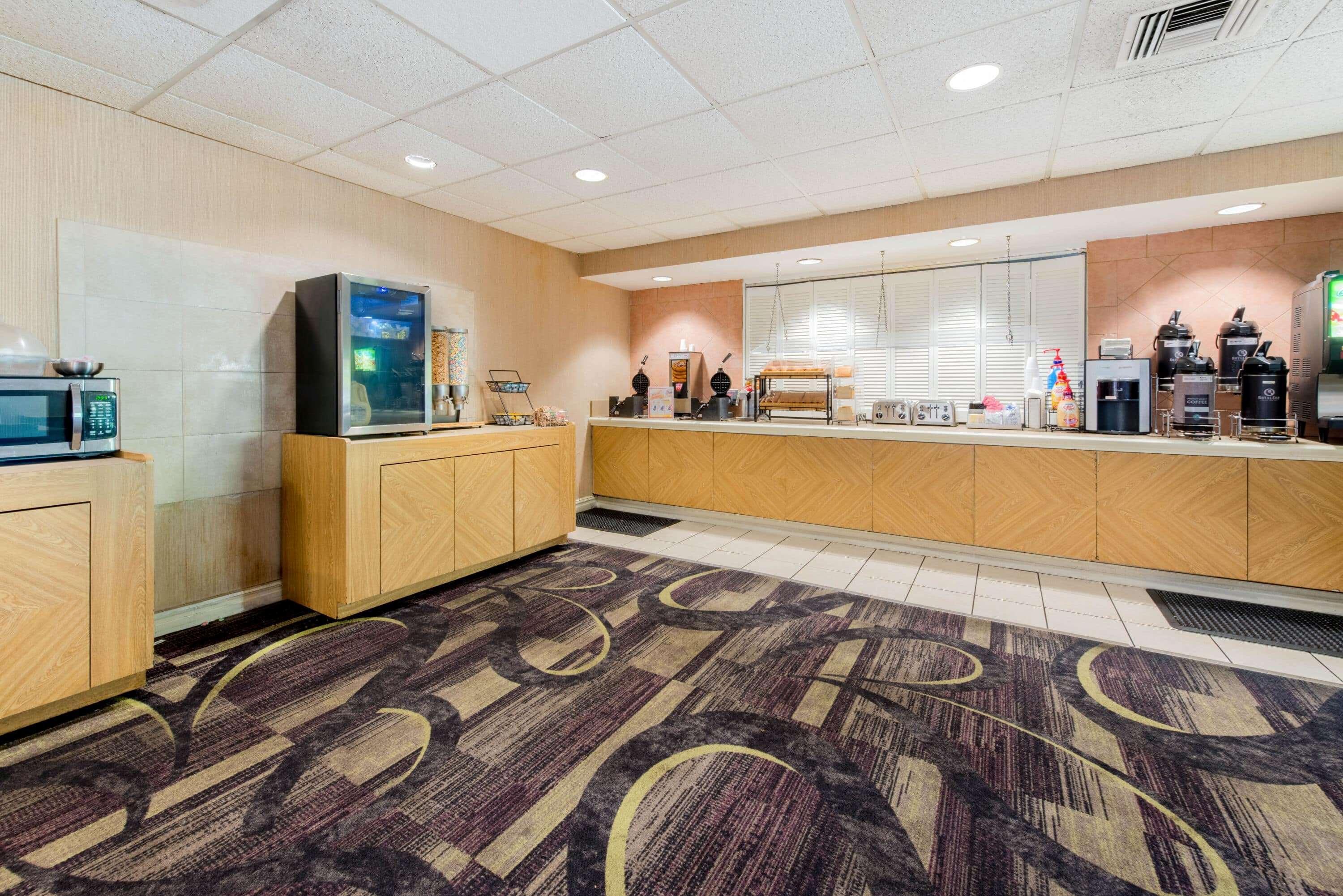 Restaurant La Quinta Inn & Suites by Wyndham Ft Lauderdale Cypress Cr
