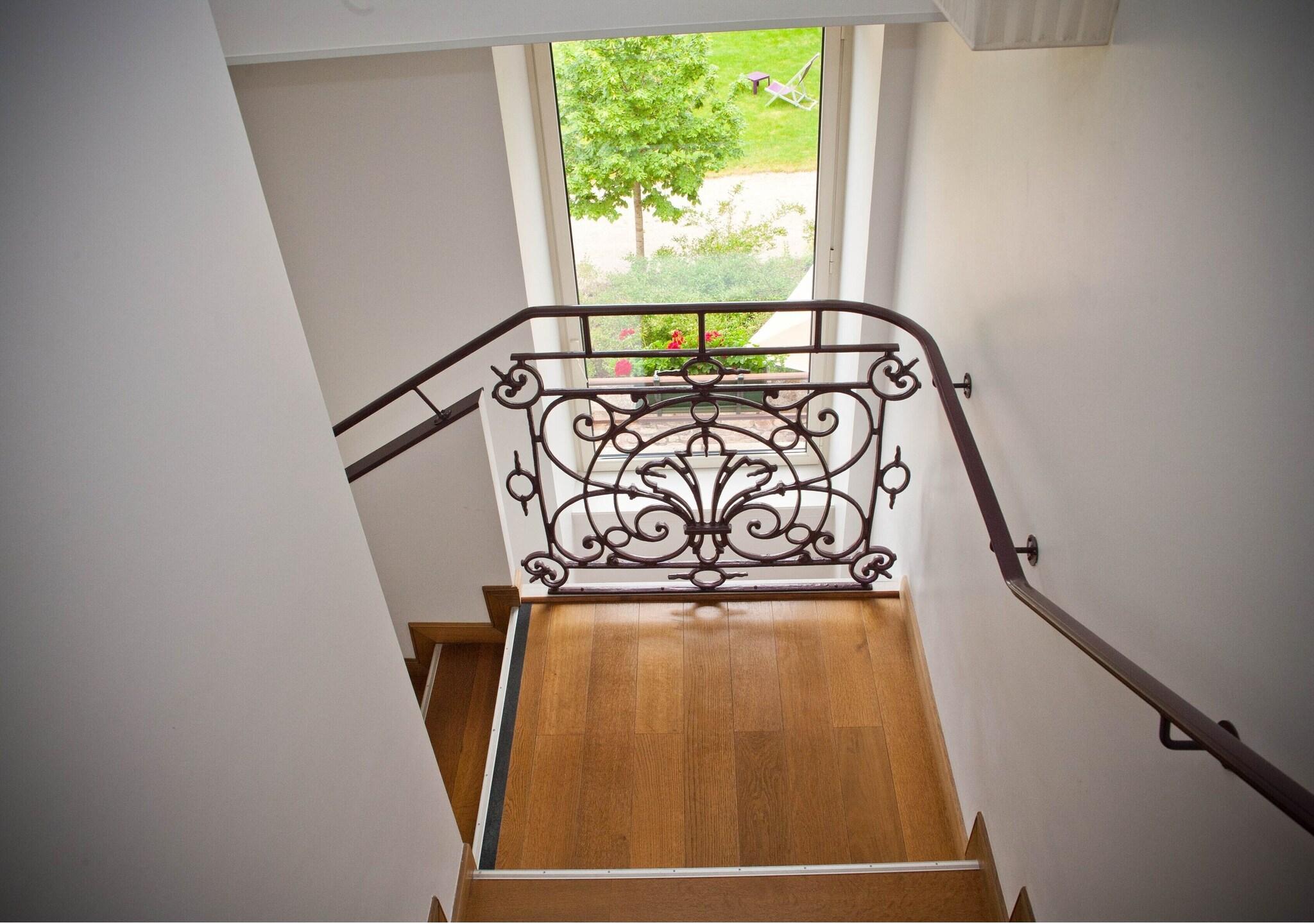 Vista Lobby La Ferme de Bourran