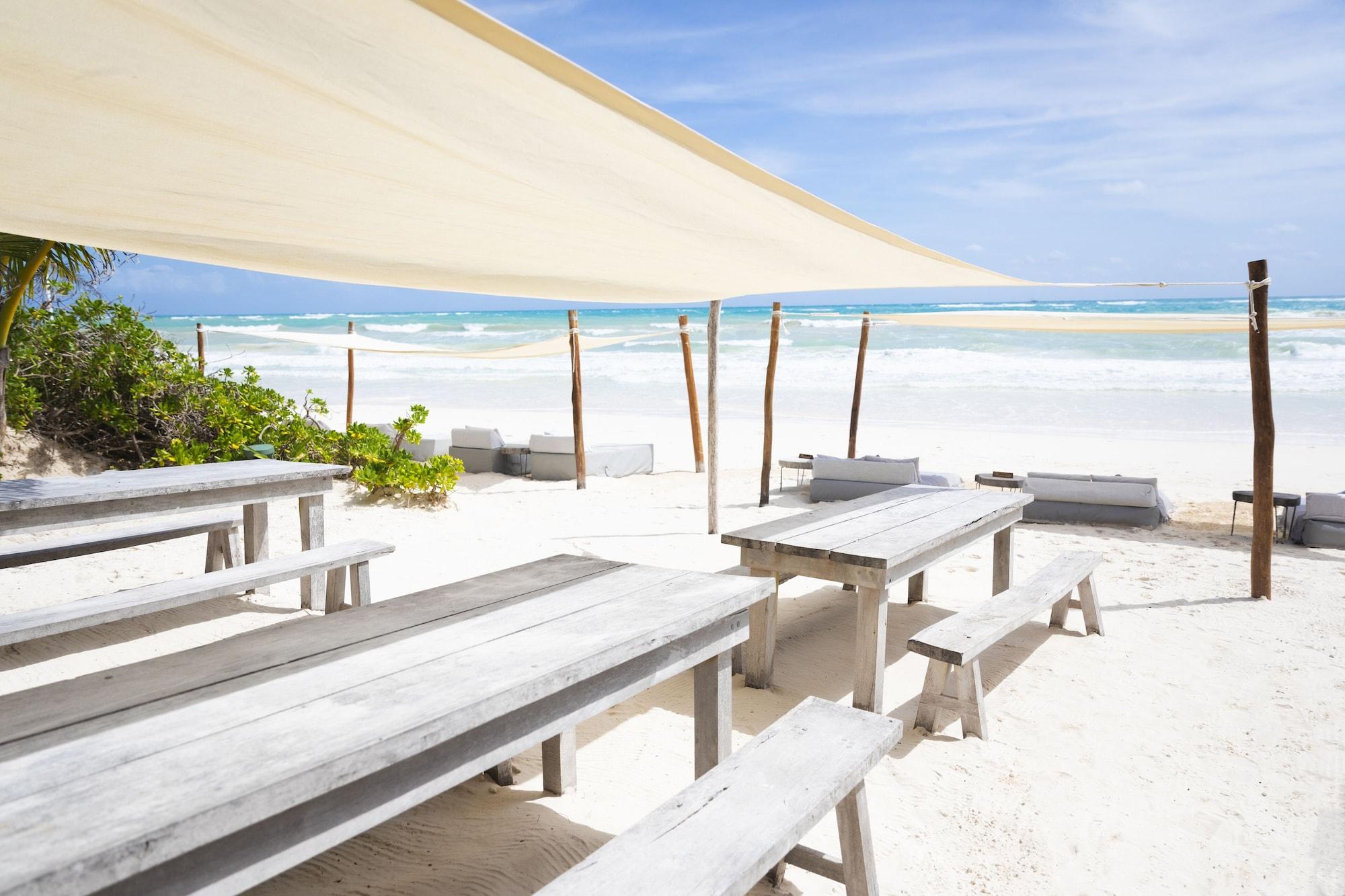 Playa Lula Tulum, a Small Luxury Hotel