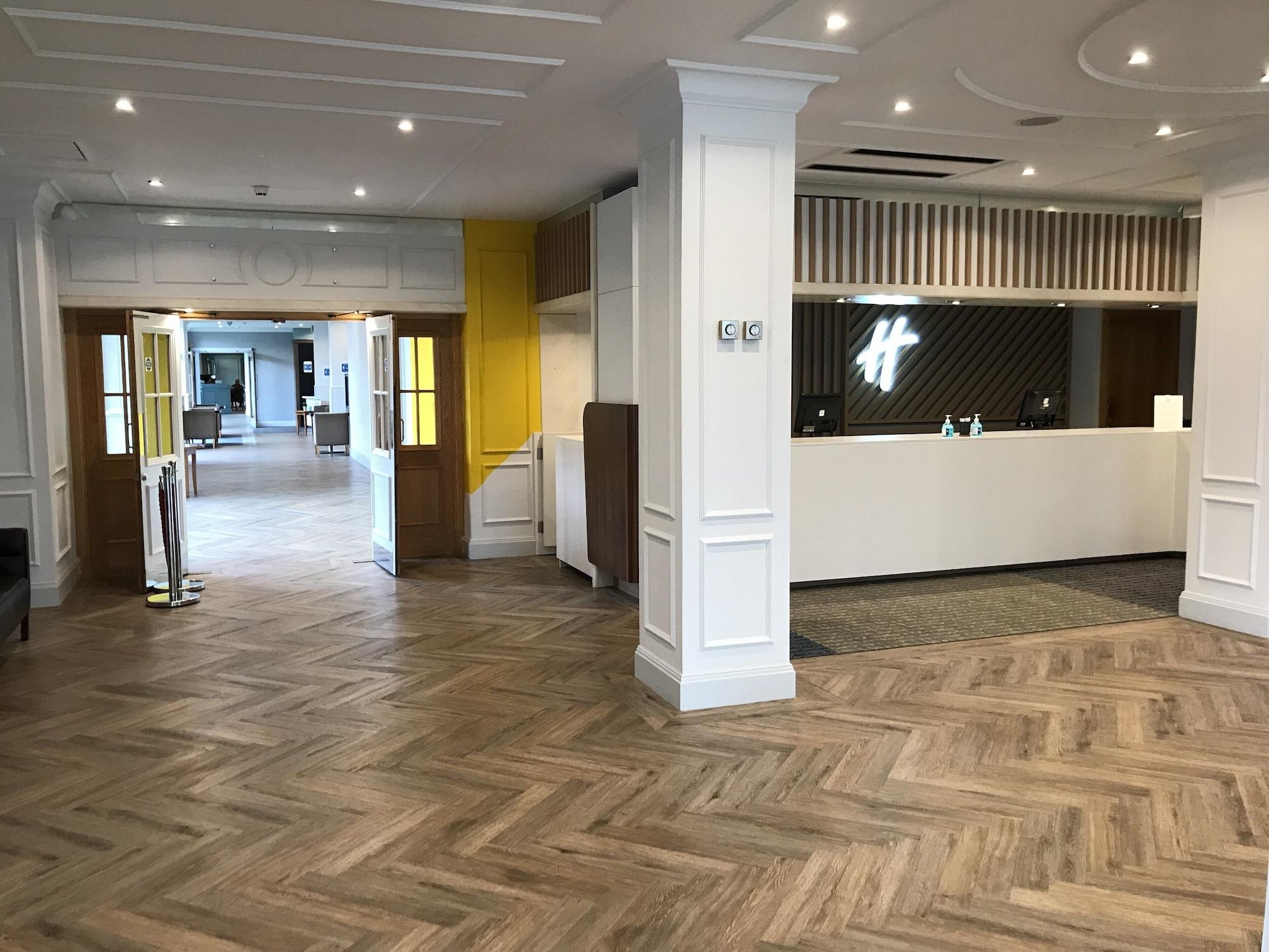 Vista Lobby Holiday Inn Doncaster A1 M Jct 36 by IHG