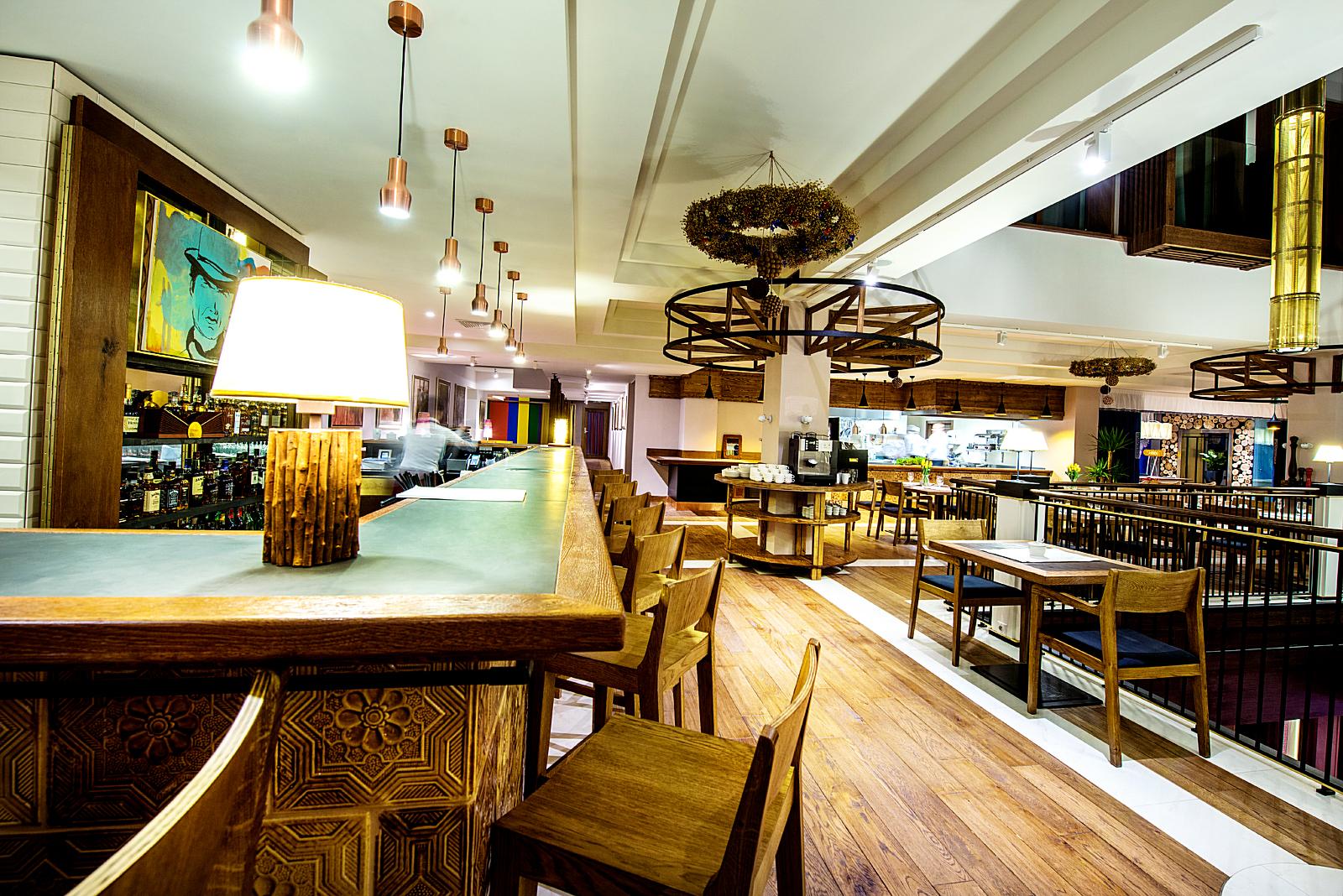 Vista Lobby Bristol Tradition and Luxury